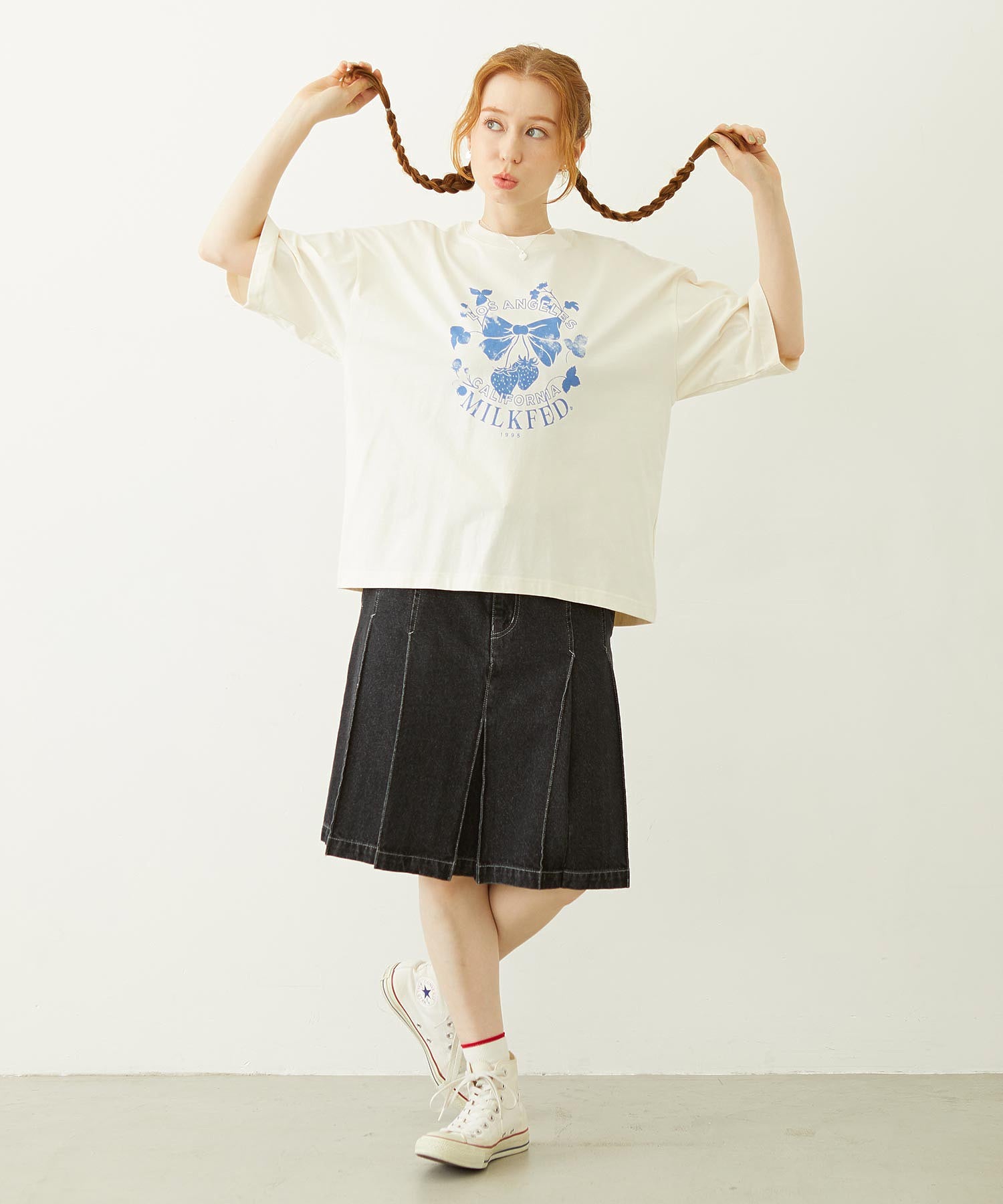 WATERCOLOR STRAWBERRY WIDE S/S TEE