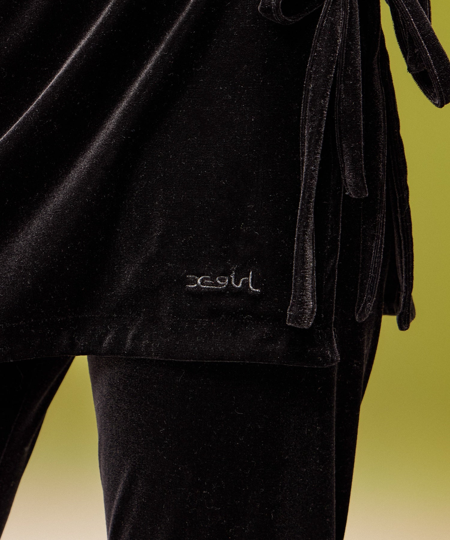 LAYERED STYLE VELOUR PANTS