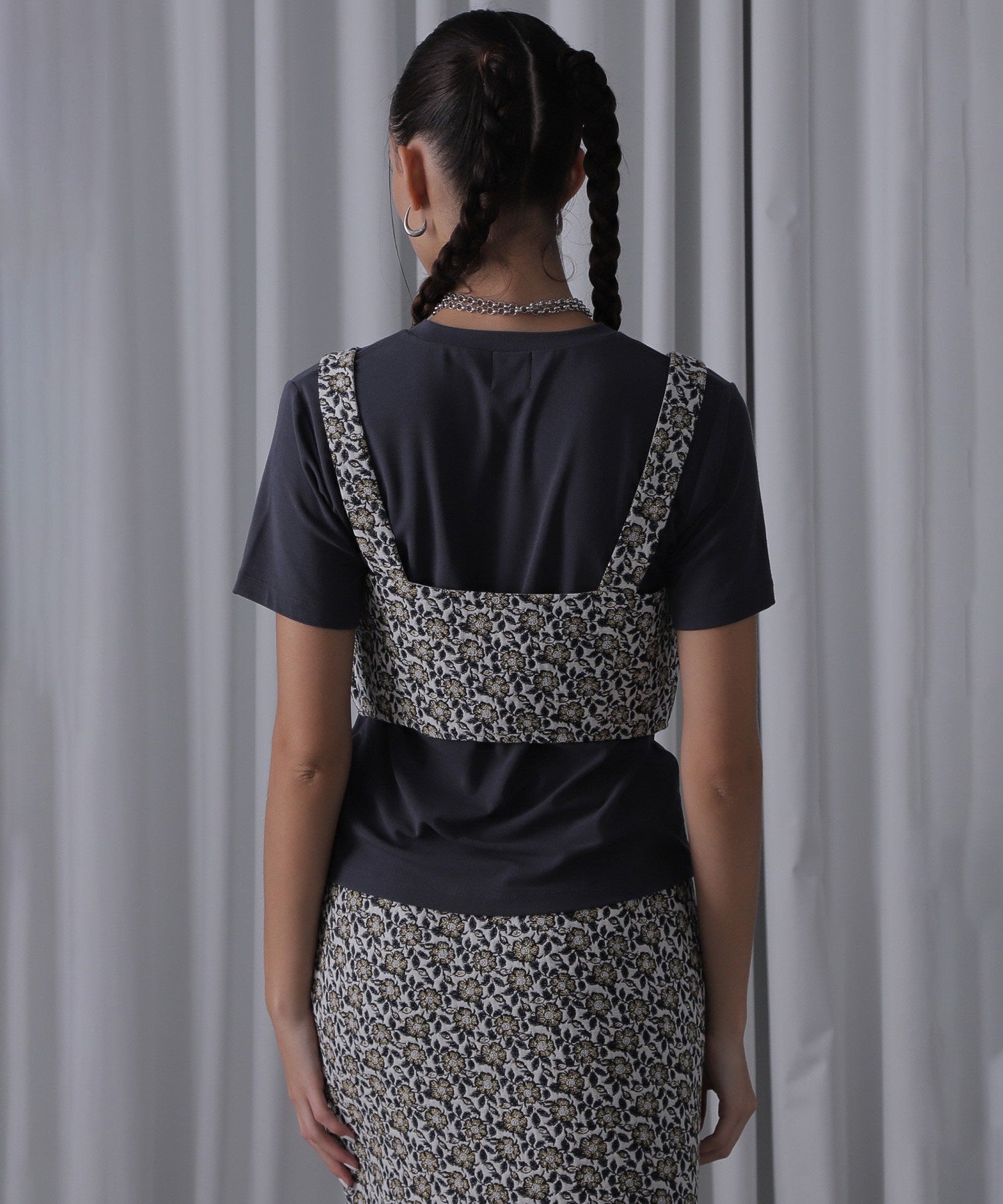 mici/フラワージャカードビスチェ