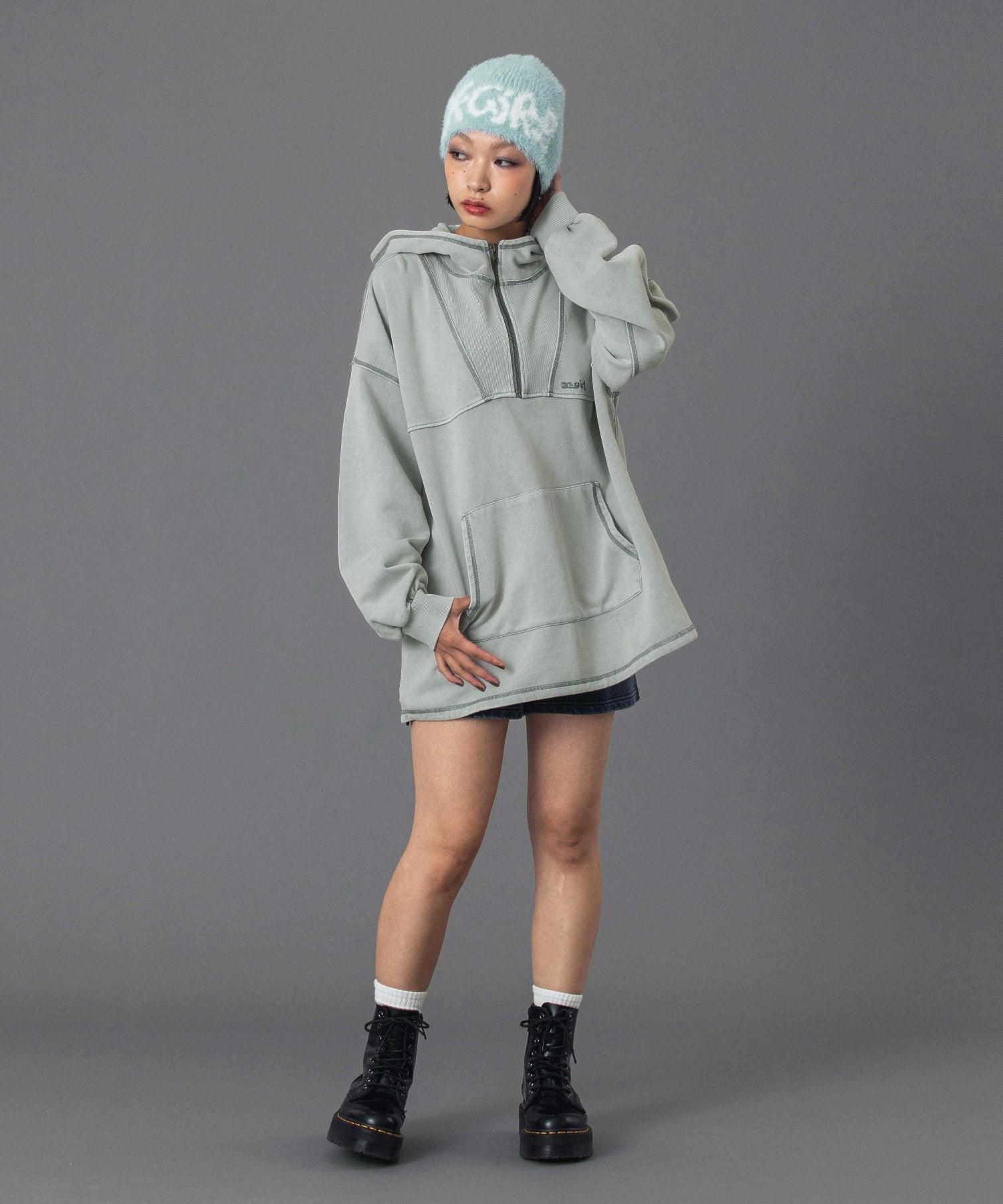 BLEACHED ANORAK SWEAT TOP