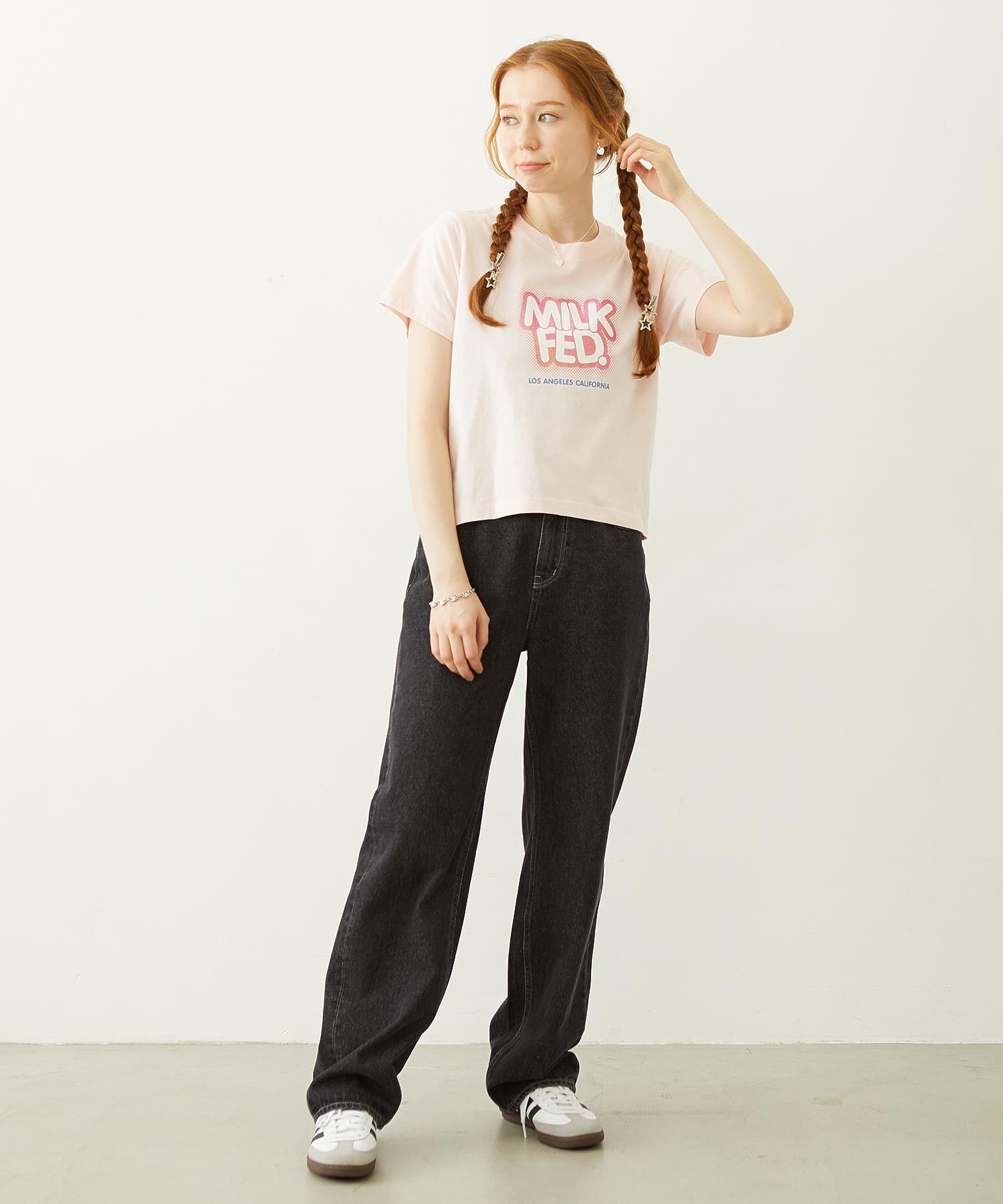 MILKFED. EMBROIDERED DENIM PANTS