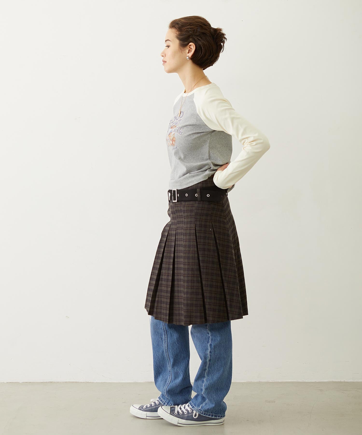 BELTED PLEATED SKIRT