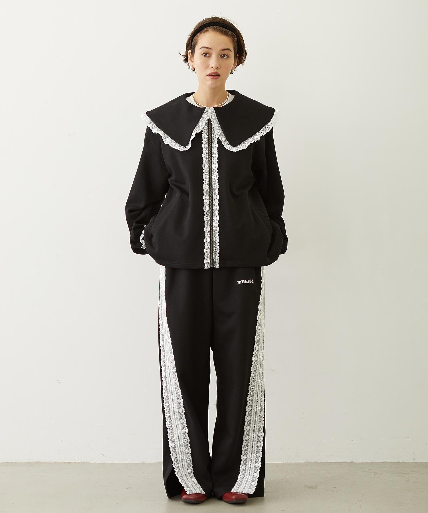 LACE LINE PANTS