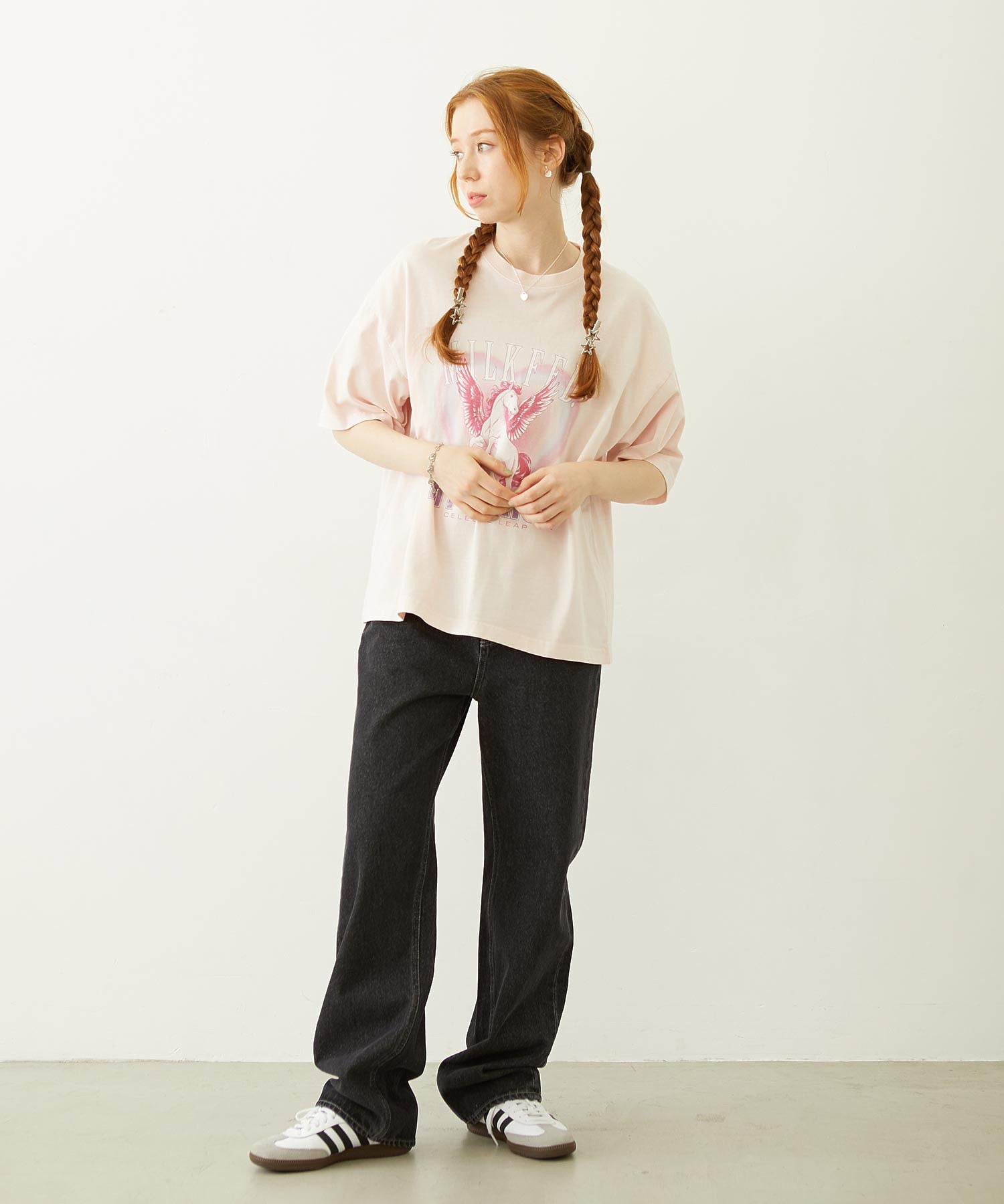 MILKFED. EMBROIDERED DENIM PANTS