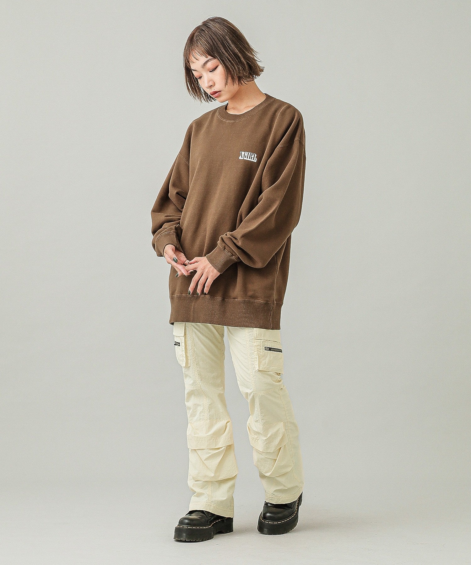 LOW RISE EASY FLARE PANTS