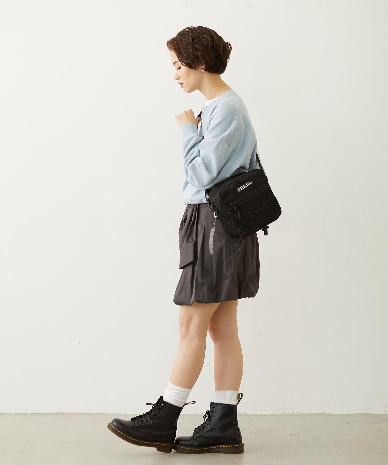 DAILY SQUARE SHOULDER BAG