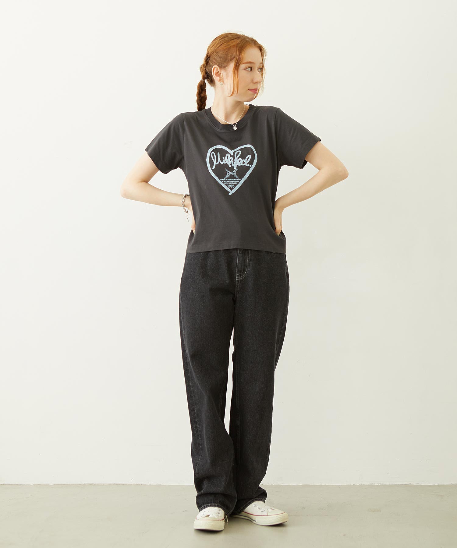 MILKFED. EMBROIDERED DENIM PANTS