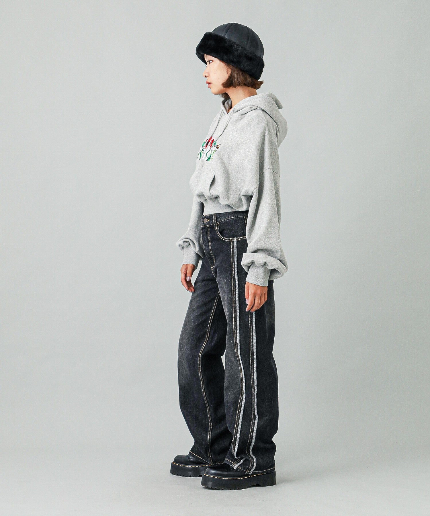 SIDE STRIPE DENIM PANTS