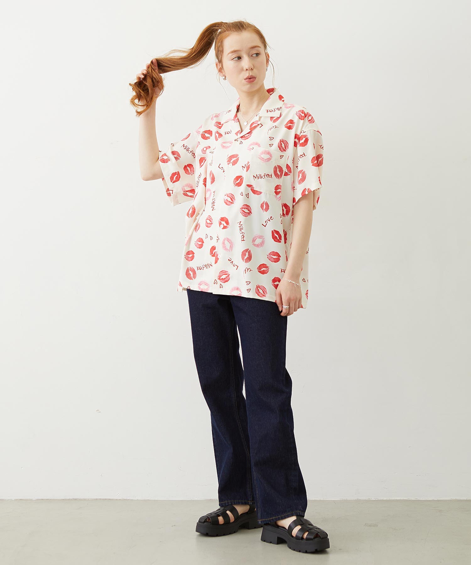 STRAIGHT DENIM PANTS