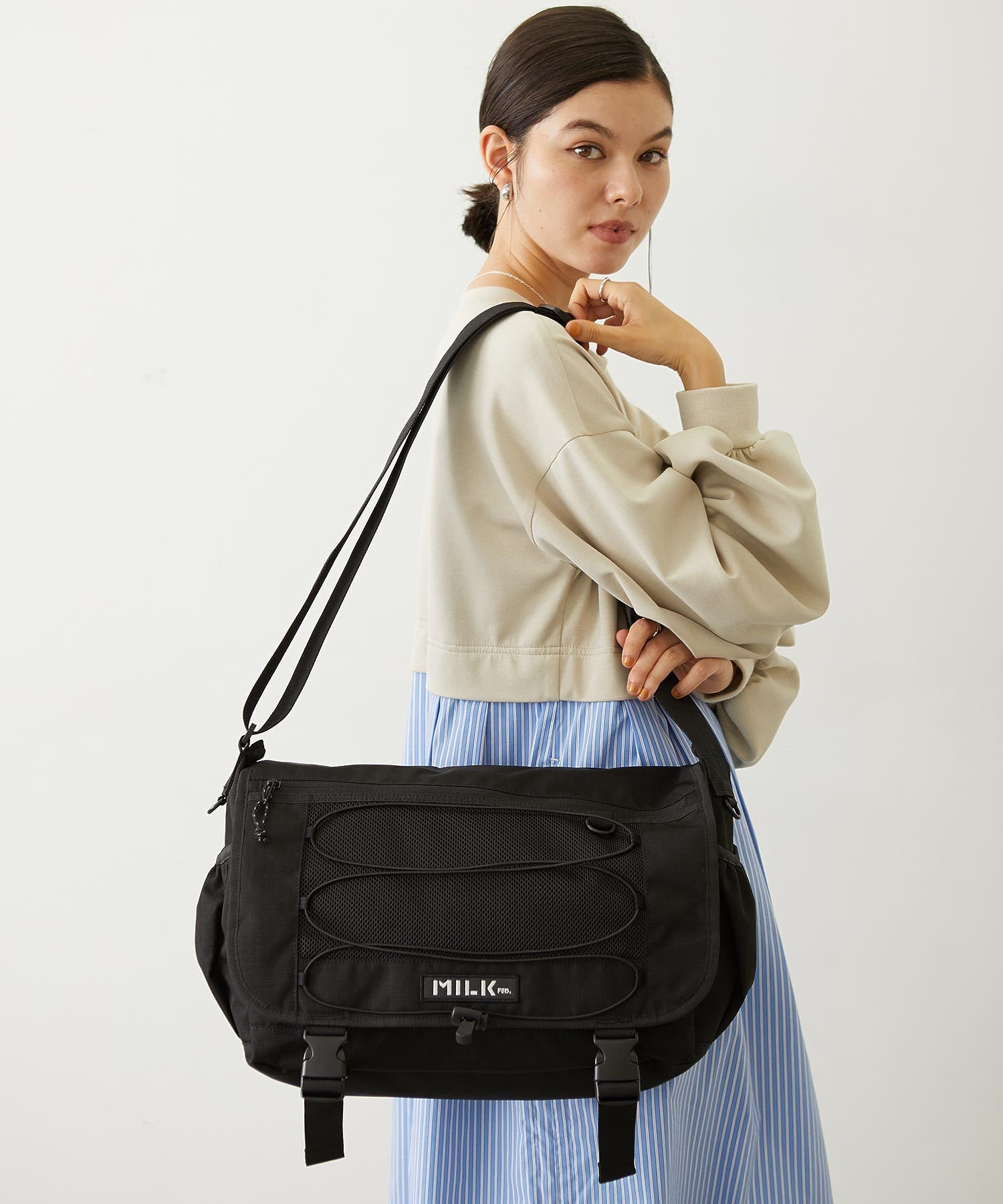 DAILY MESSENGER BAG