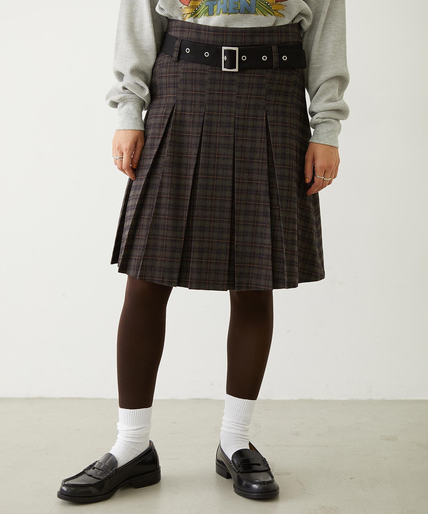 BELTED PLEATED SKIRT
