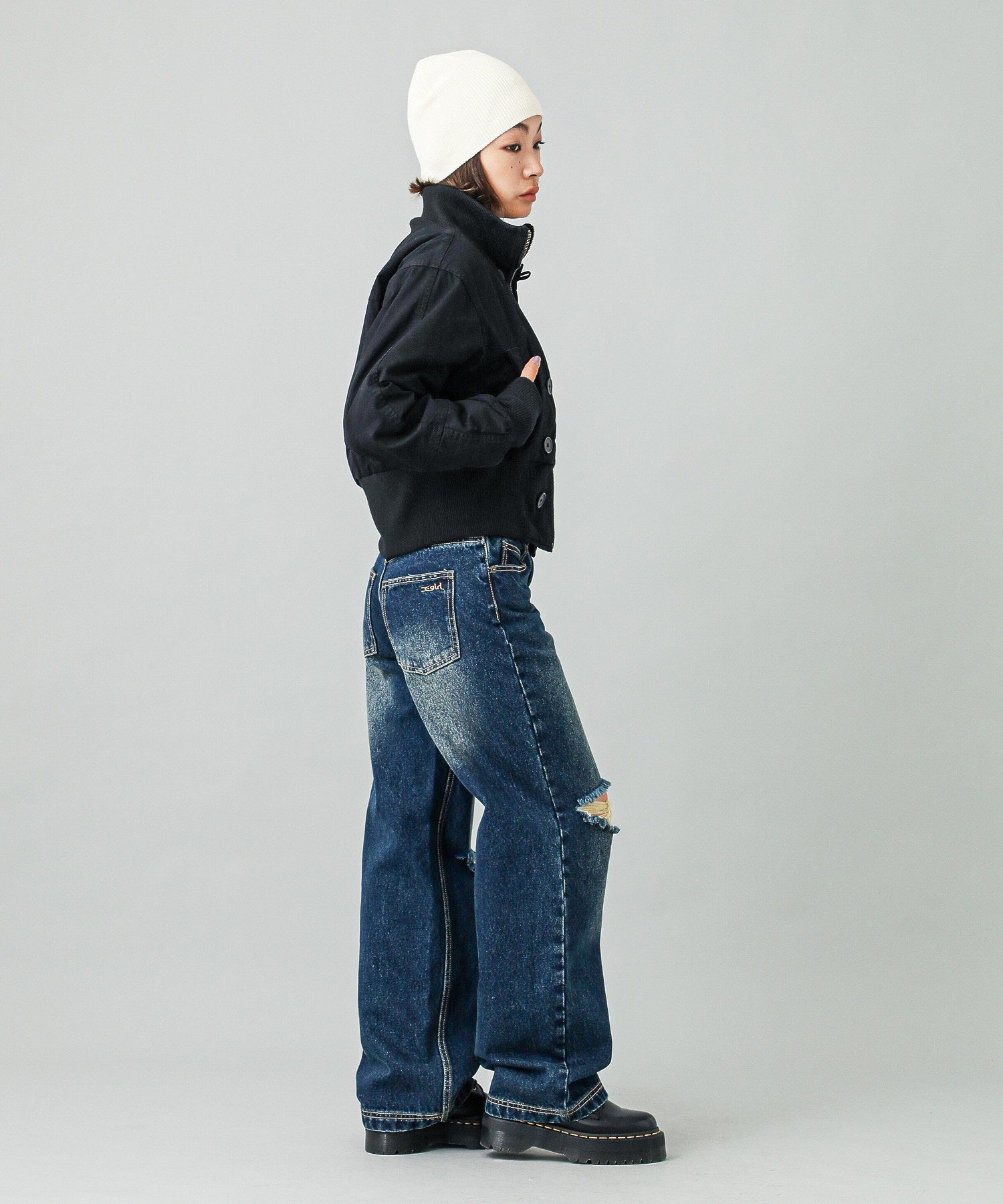 LOW RISE DISTRESSED DENIM PANTS