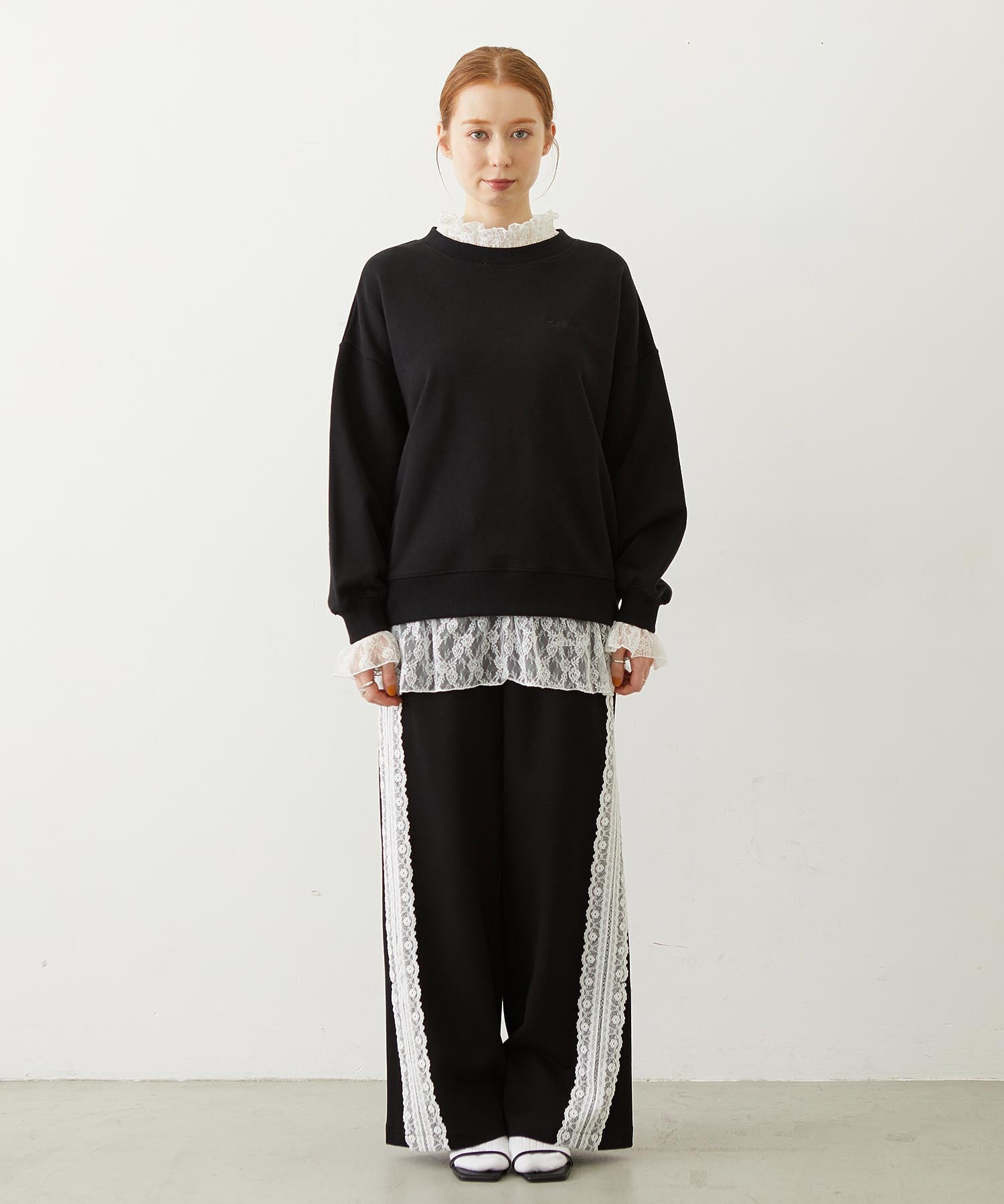 LACE LINE PANTS