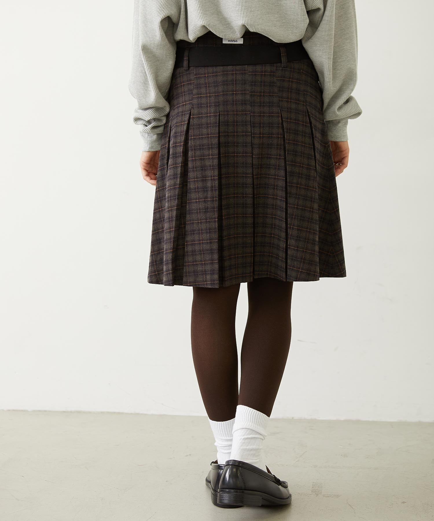 BELTED PLEATED SKIRT
