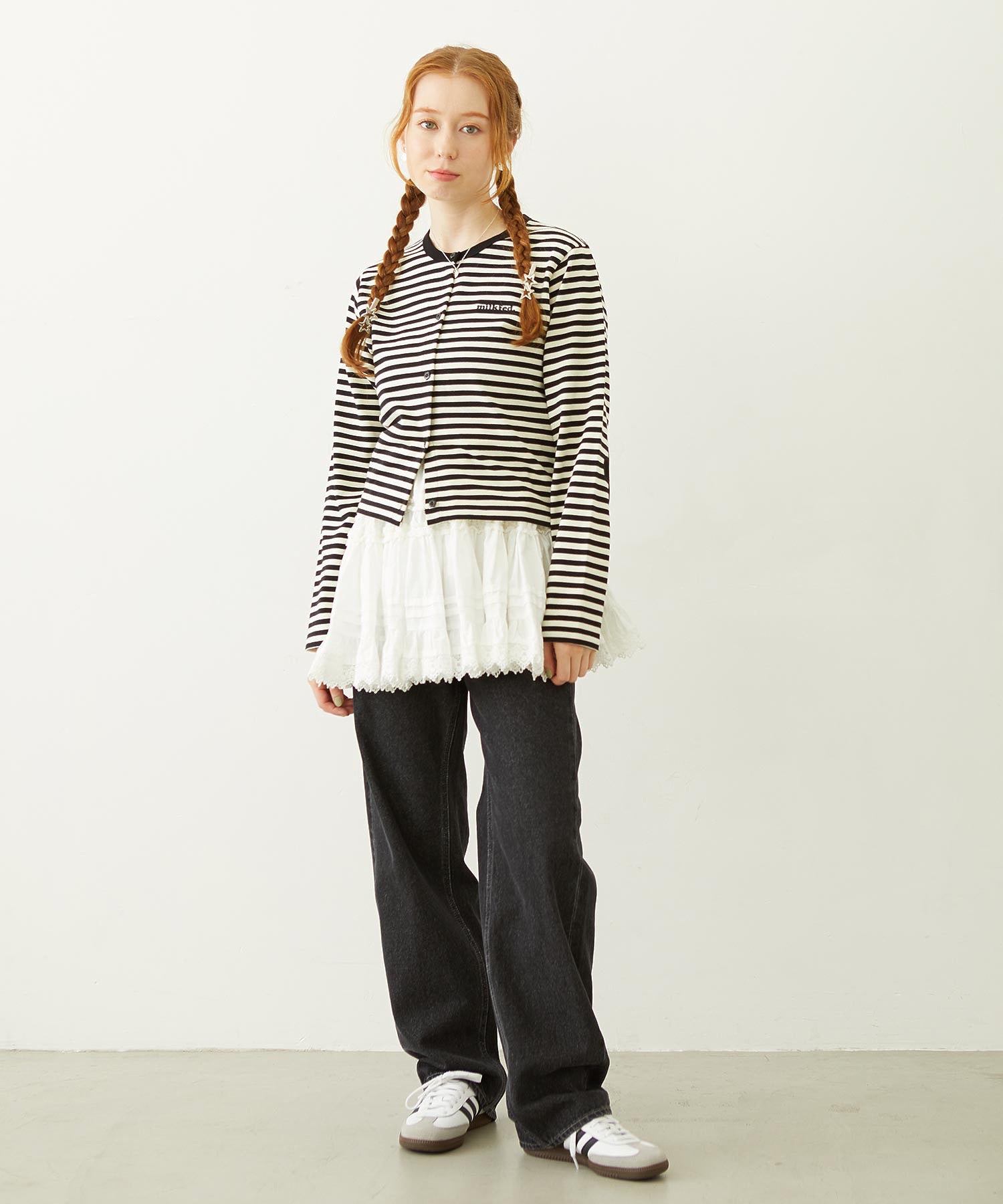 MILKFED. EMBROIDERED DENIM PANTS