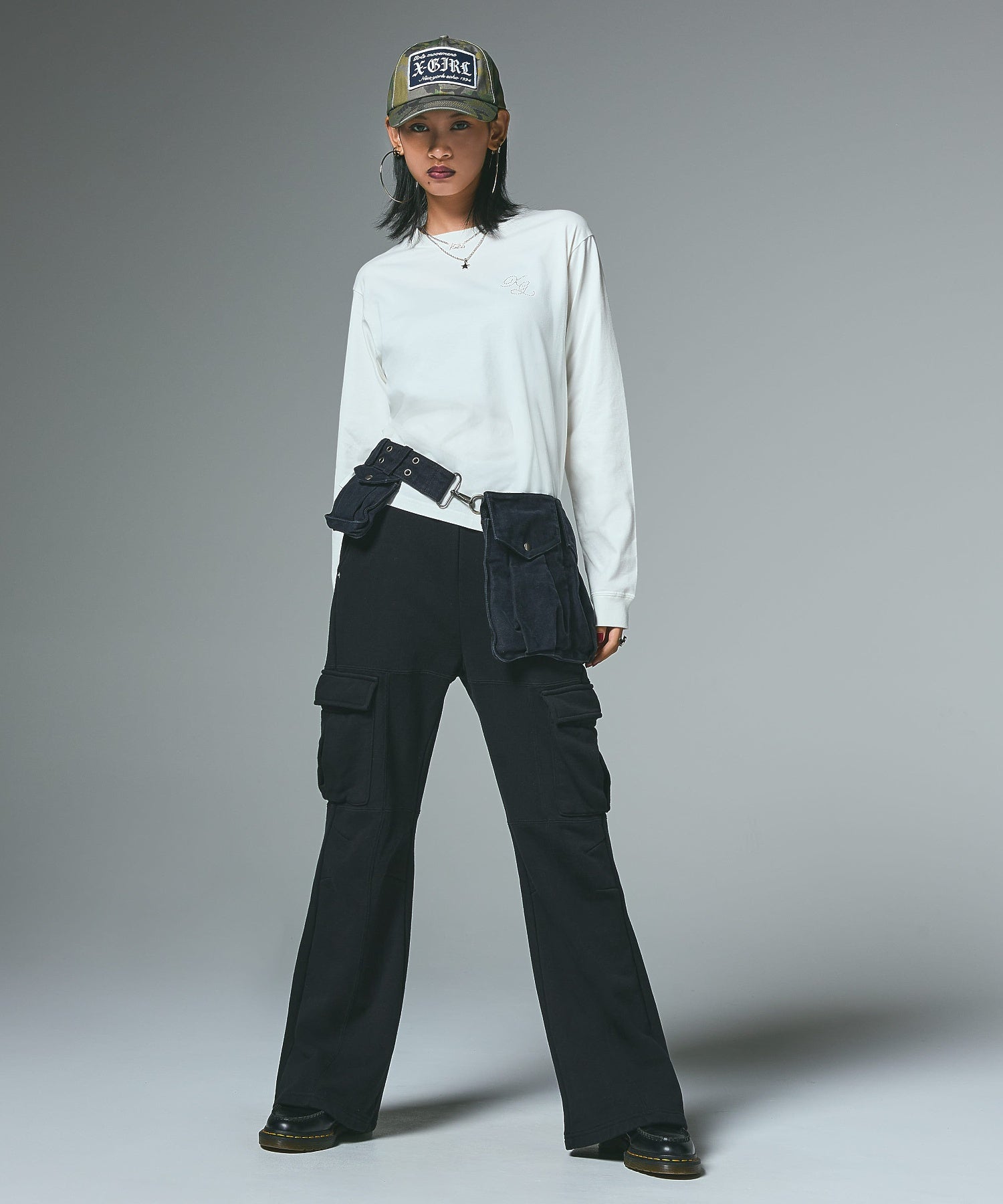 CARGO POCKET FLARE SWEAT PANTS