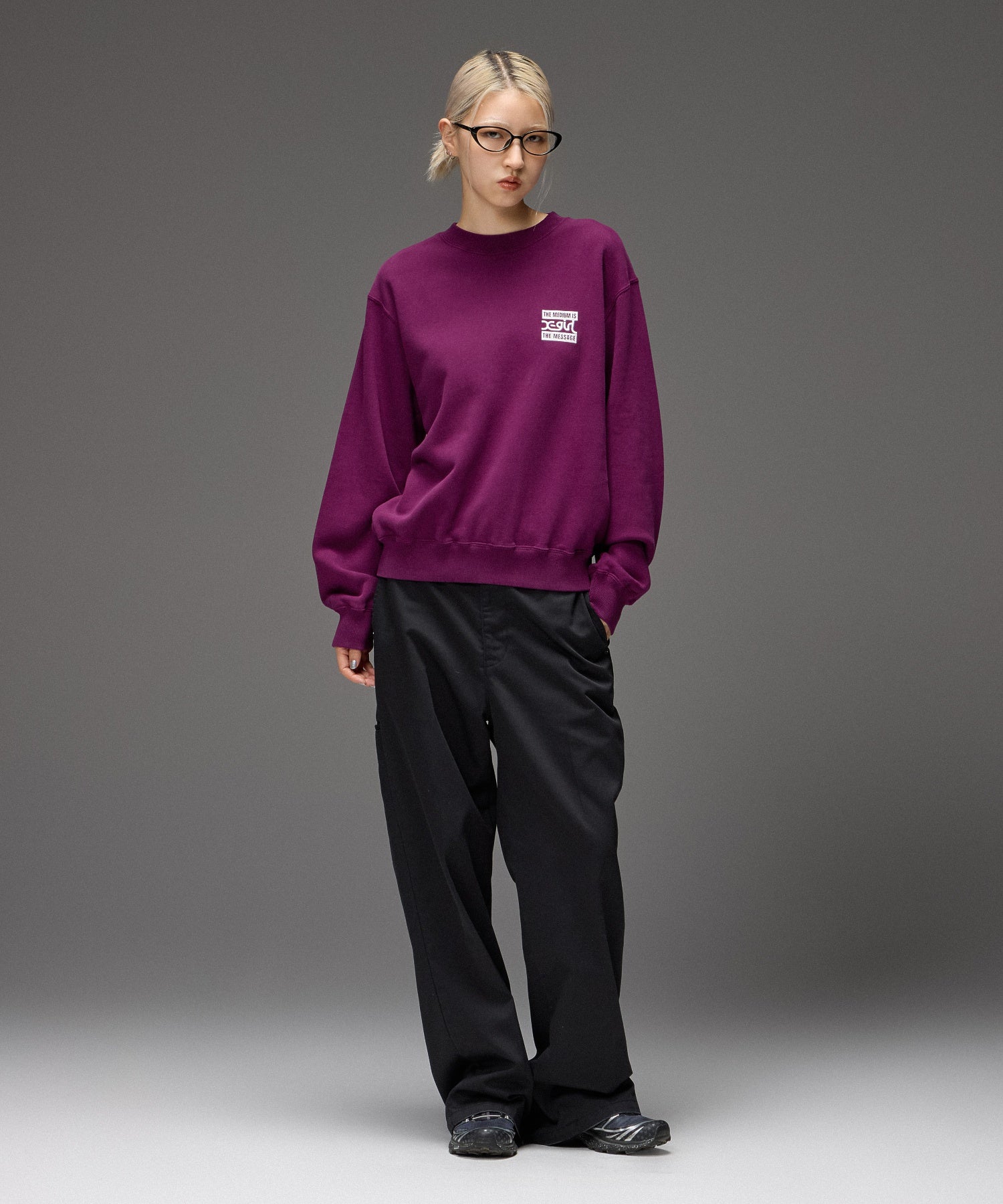 BOX AND MILLS LOGO PATCH SWEATSHIRT