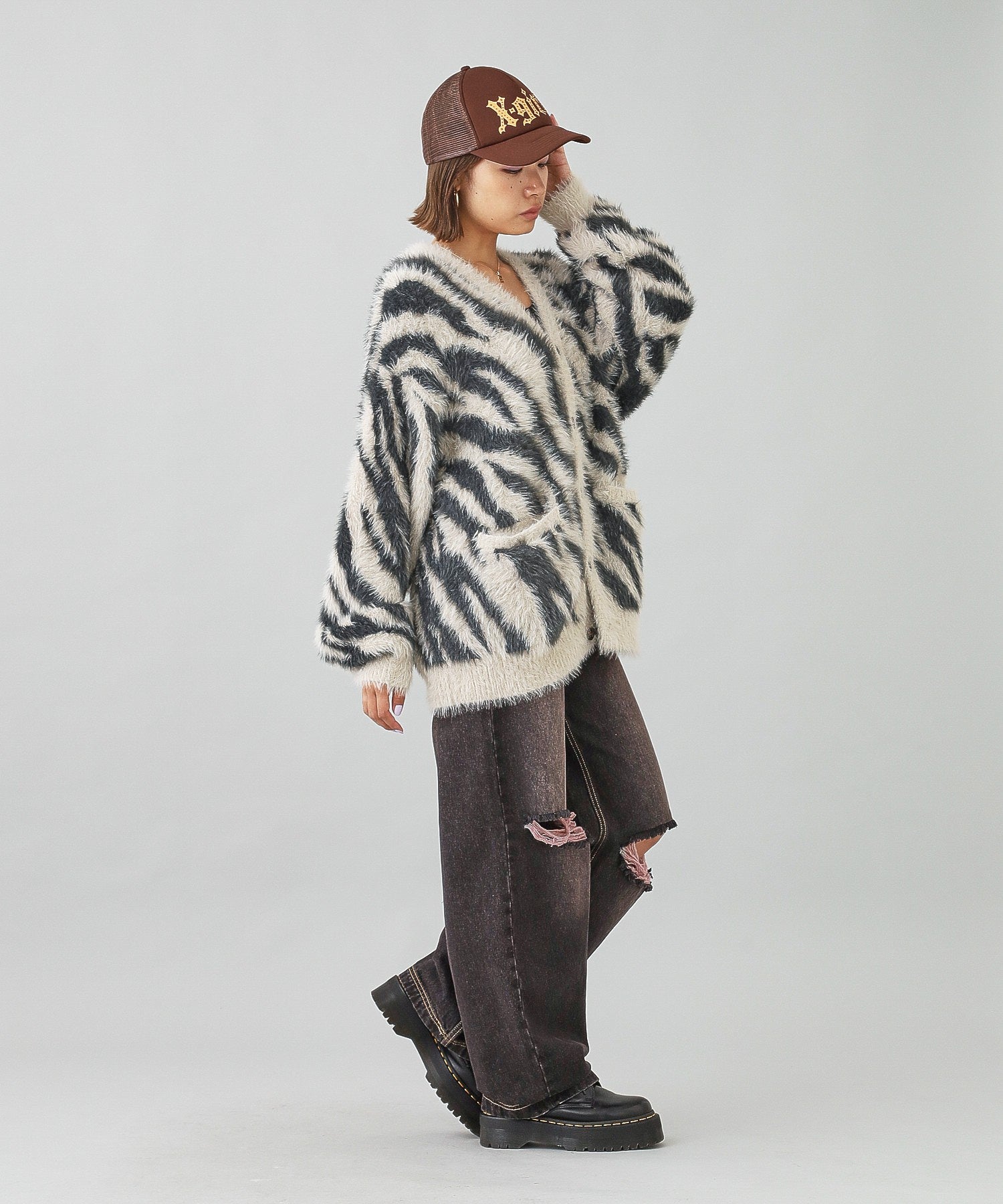 ZEBRA KNIT CARDIGAN