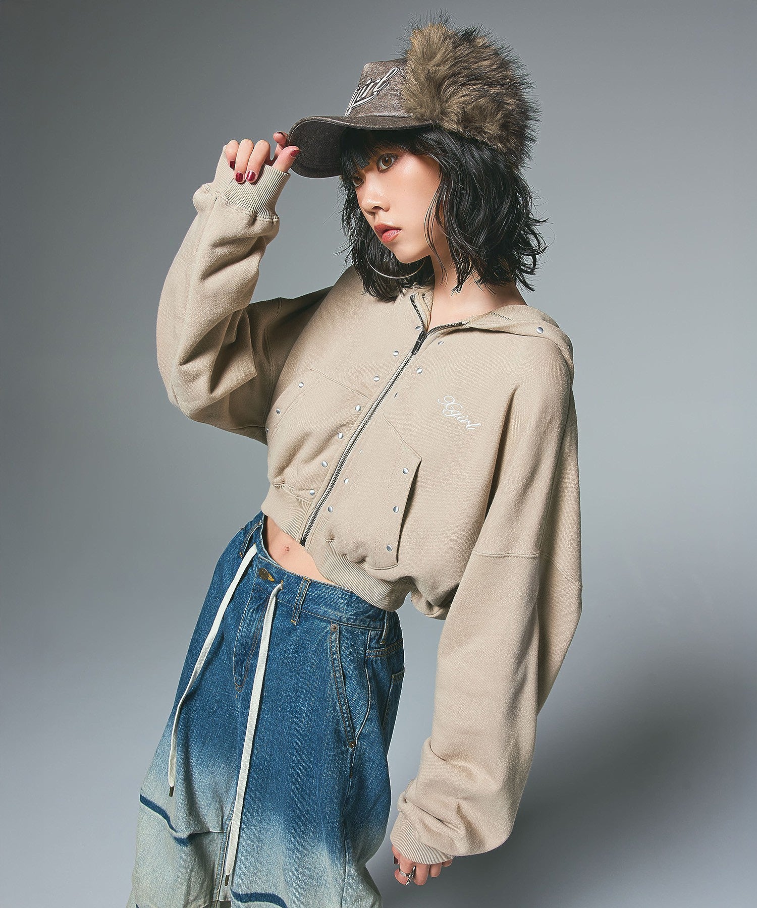 EMBOSSED LOGO PATCH EARFLAP CAP