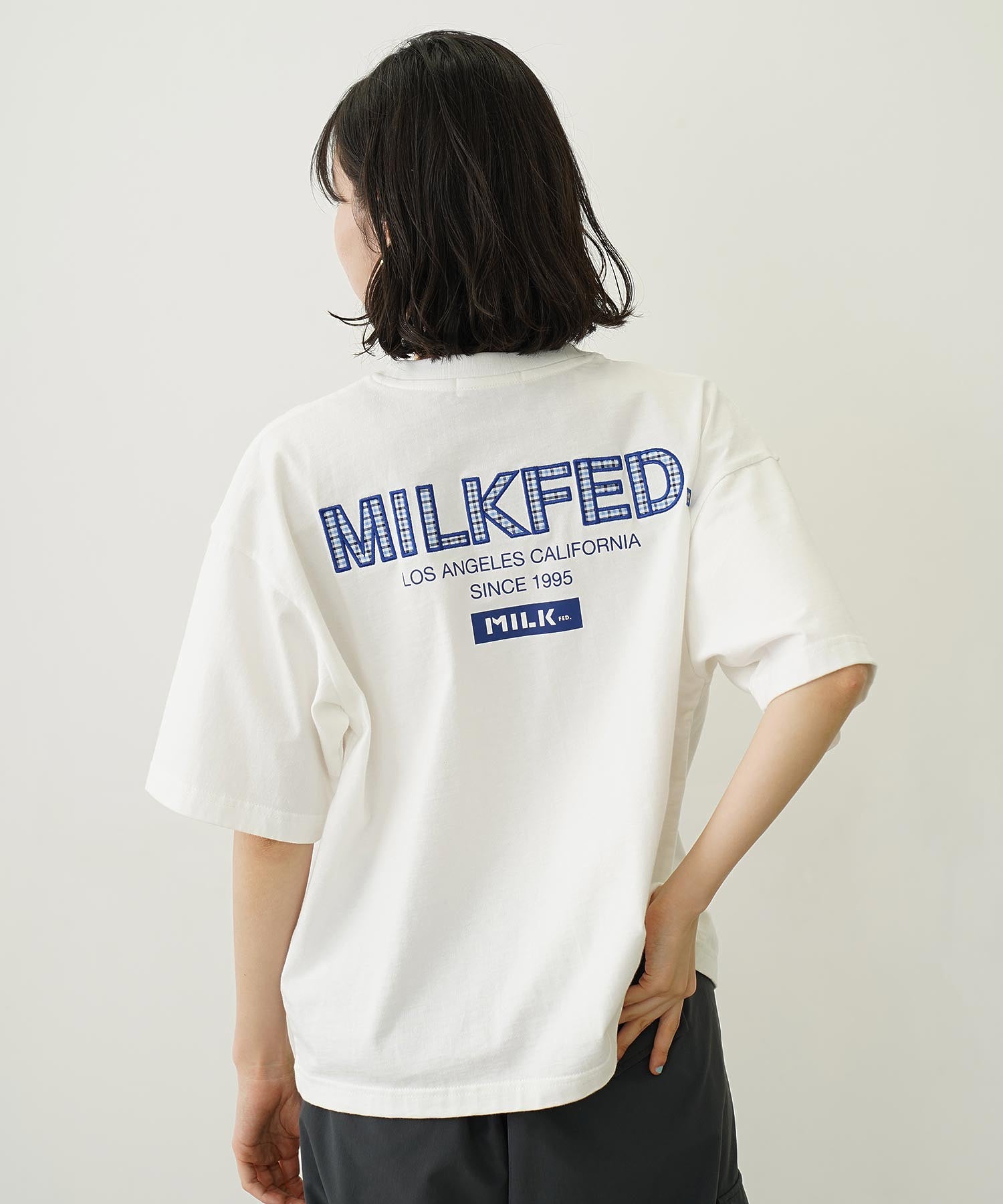 MILKFED. PLAID LOGO WIDE S/S TEE