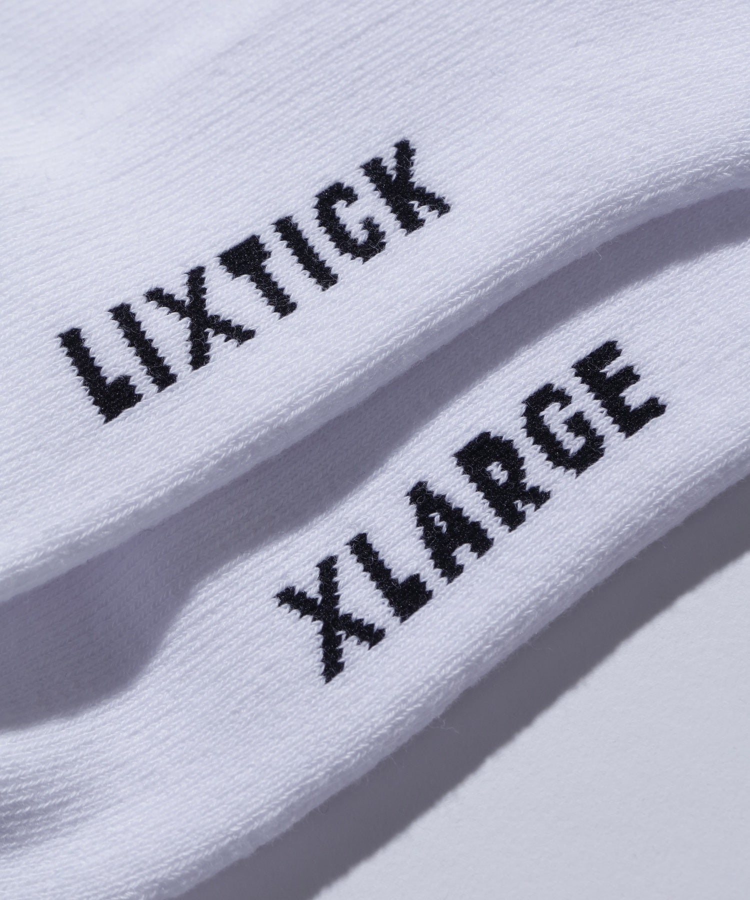 XLARGE×LIXTICK DRIP SOCKS 3PACK