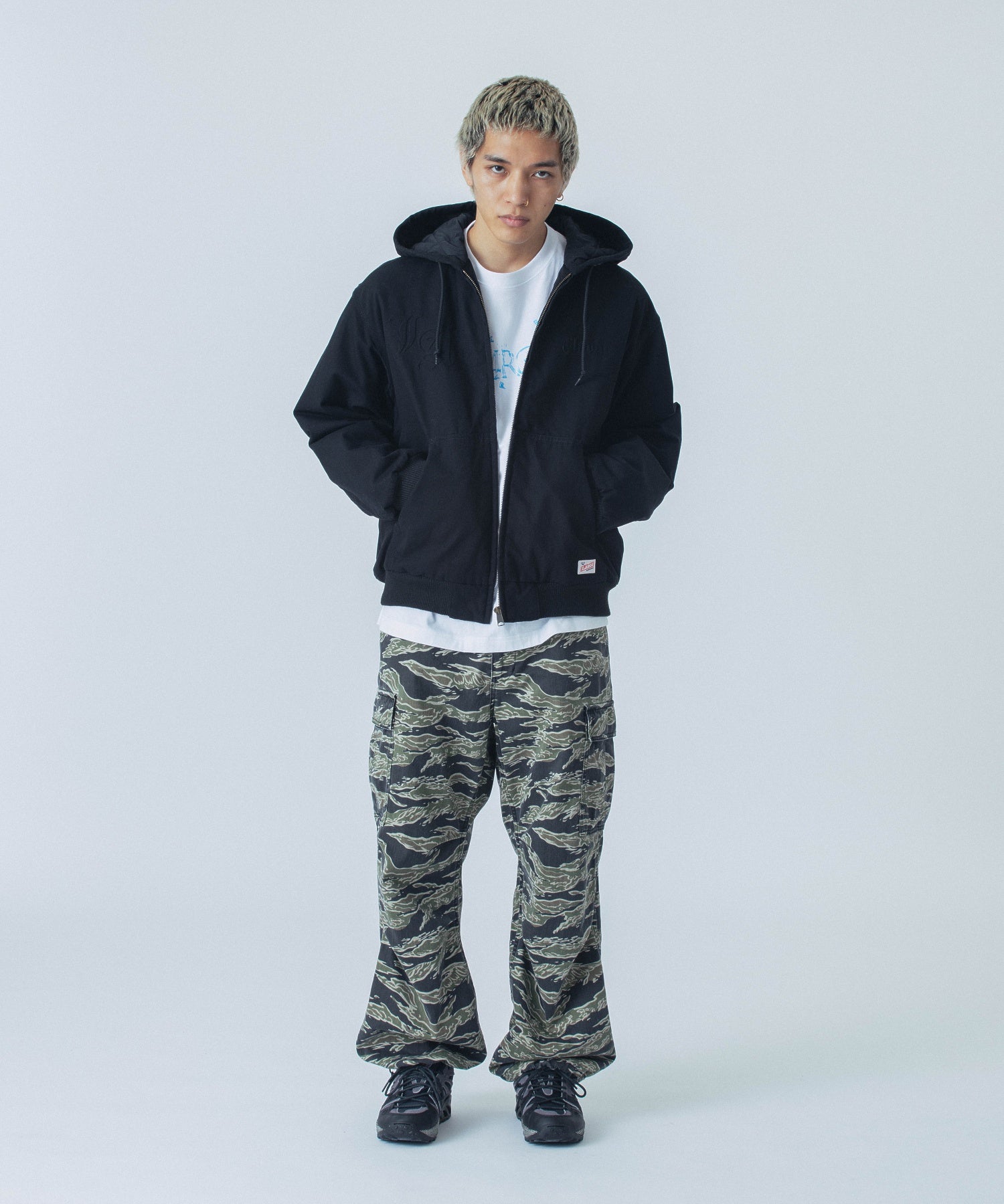 TIGER CAMO CARGO PANTS