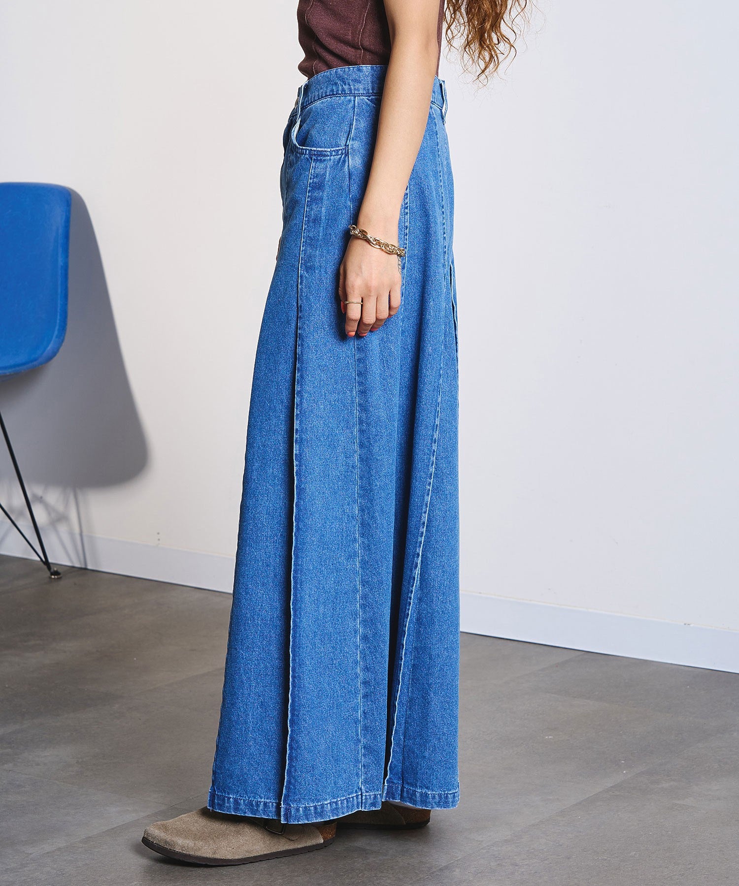 DENIM PLEATED LONG SKIRT
