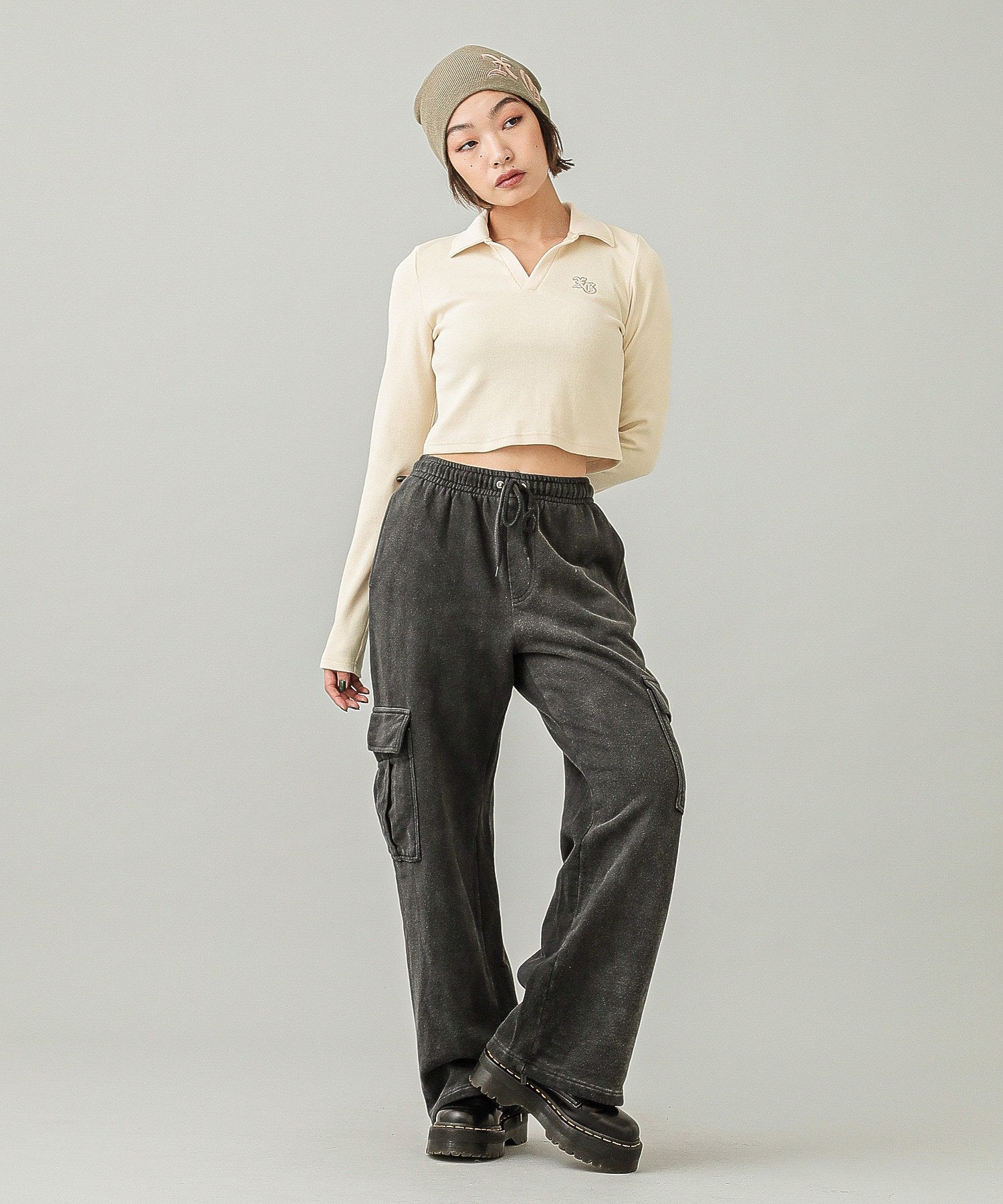 LOOSE FIT SWEAT CARGO PANTS