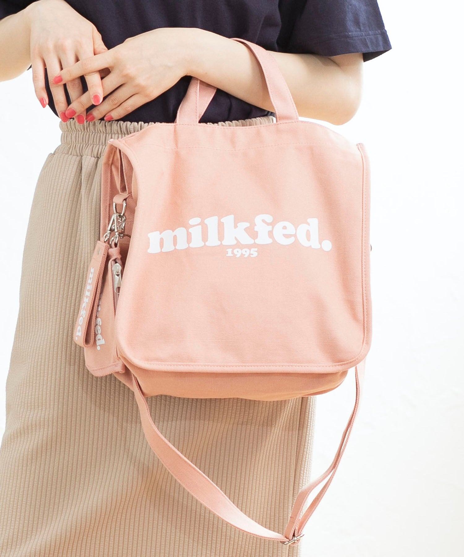 COOPER LOGO SHOULDER BAG MILKFED.