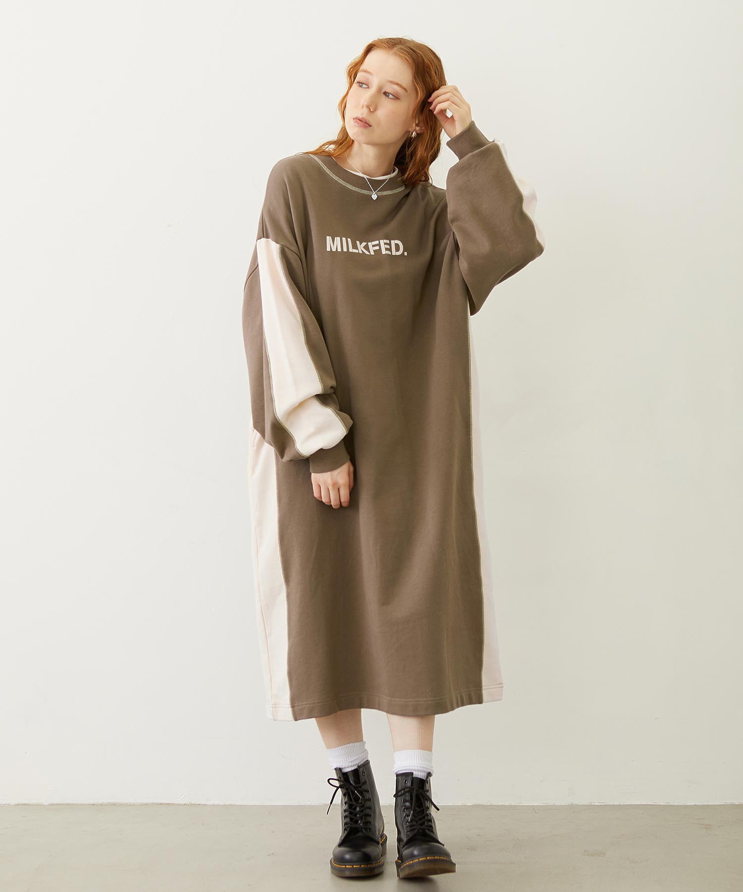 SIDE LINE SWEAT DRESS