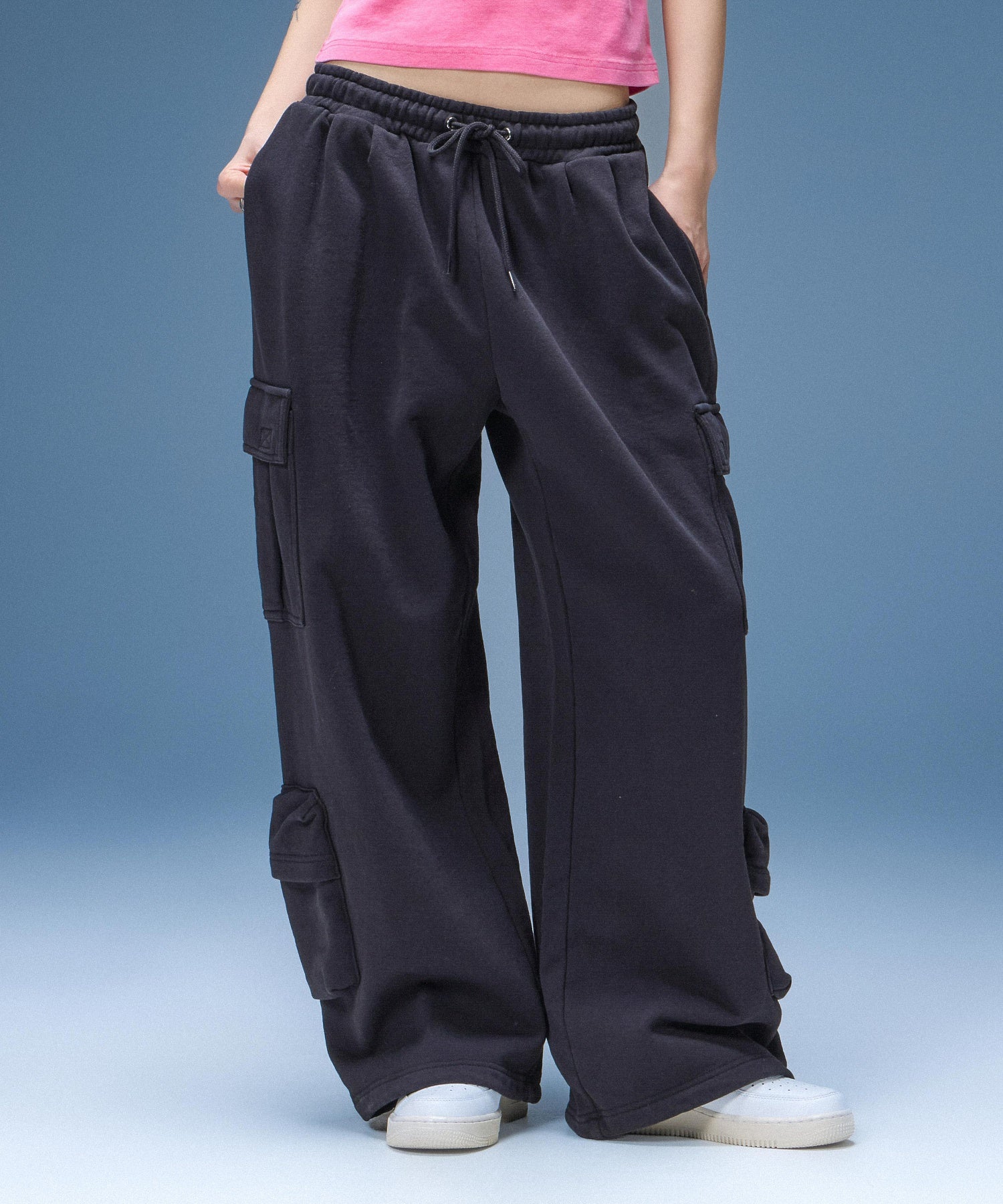 VARIOUS POCKET SWEATPANTS