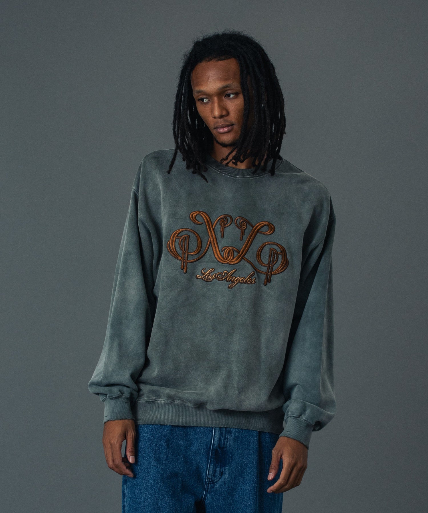 MODEL 身長185cm / 着用サイズ：Lサイズ