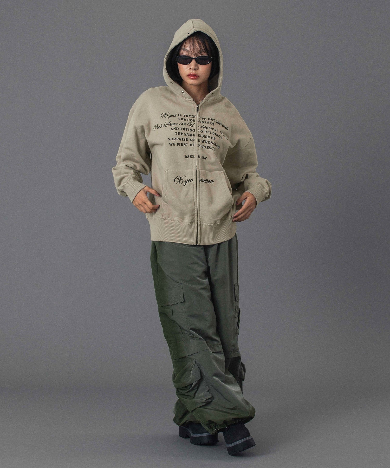 EYELET EMBROIDERY ZIP UP SWEAT HOODIE