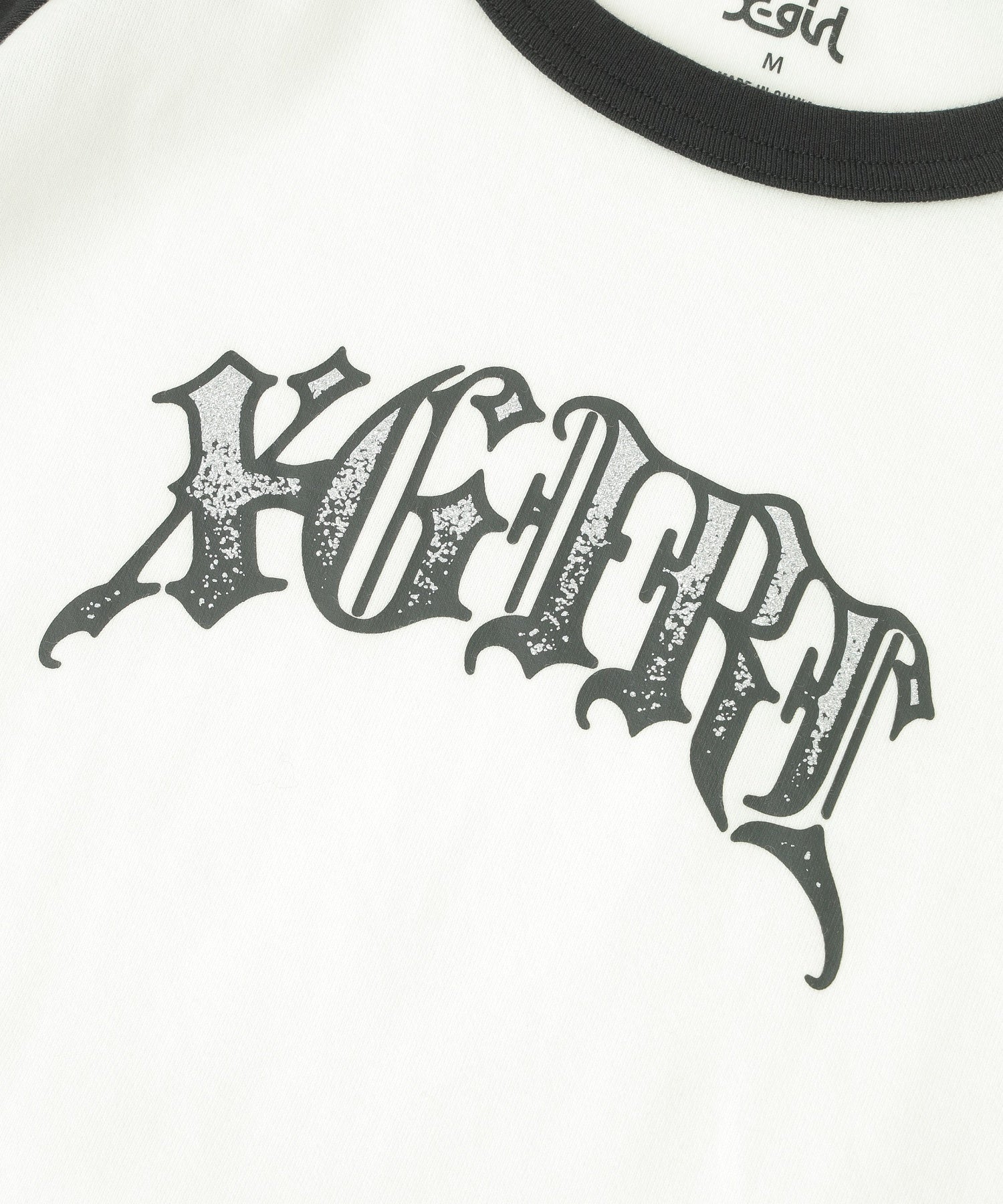 GRADATION GLITTER LOGO S/S RAGLAN BABY TEE