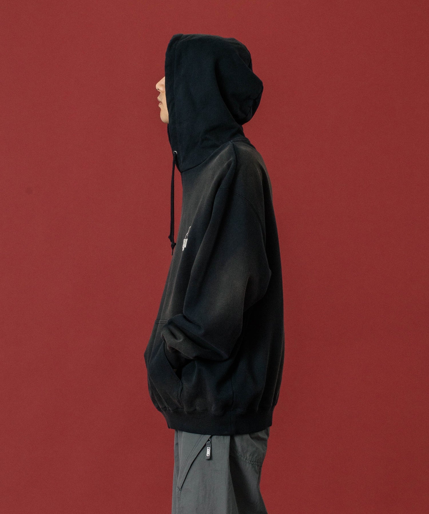 DISCHARGE PRINTED SLANTED OG HOODED SWEATSHIRT