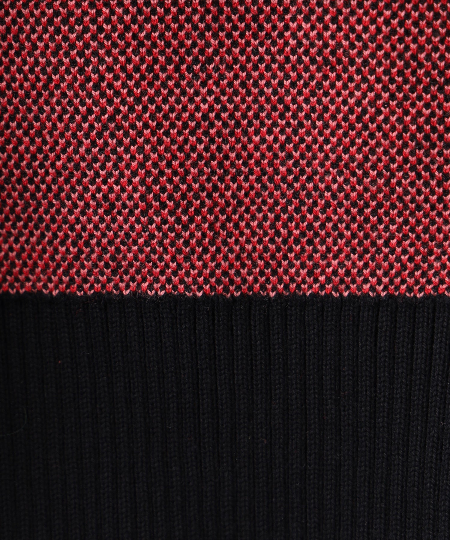 CHERRY JACQUARD KNIT TOP