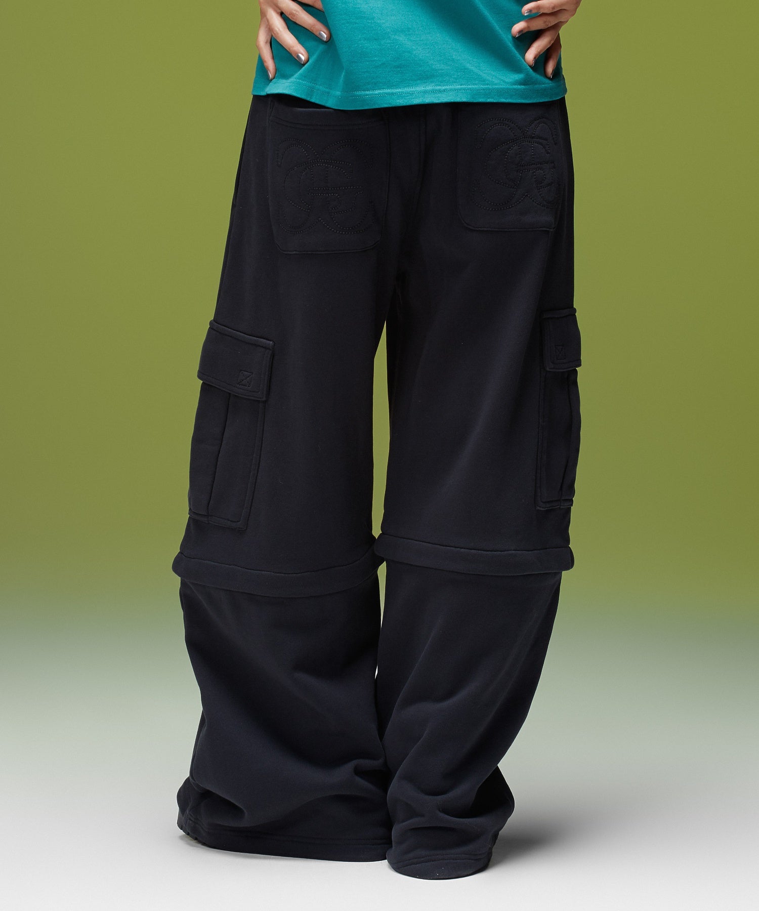 EMBLEM POCKET 2WAY BUGGY SWEATPANTS