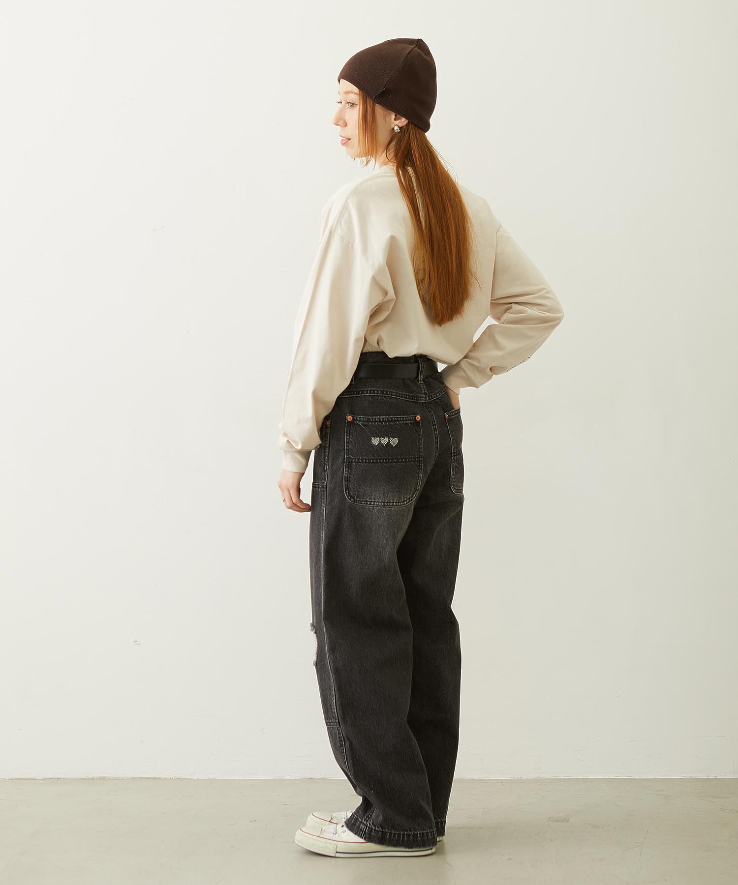 DOUBLE KNEE DISTRESSED DENIM PANTS