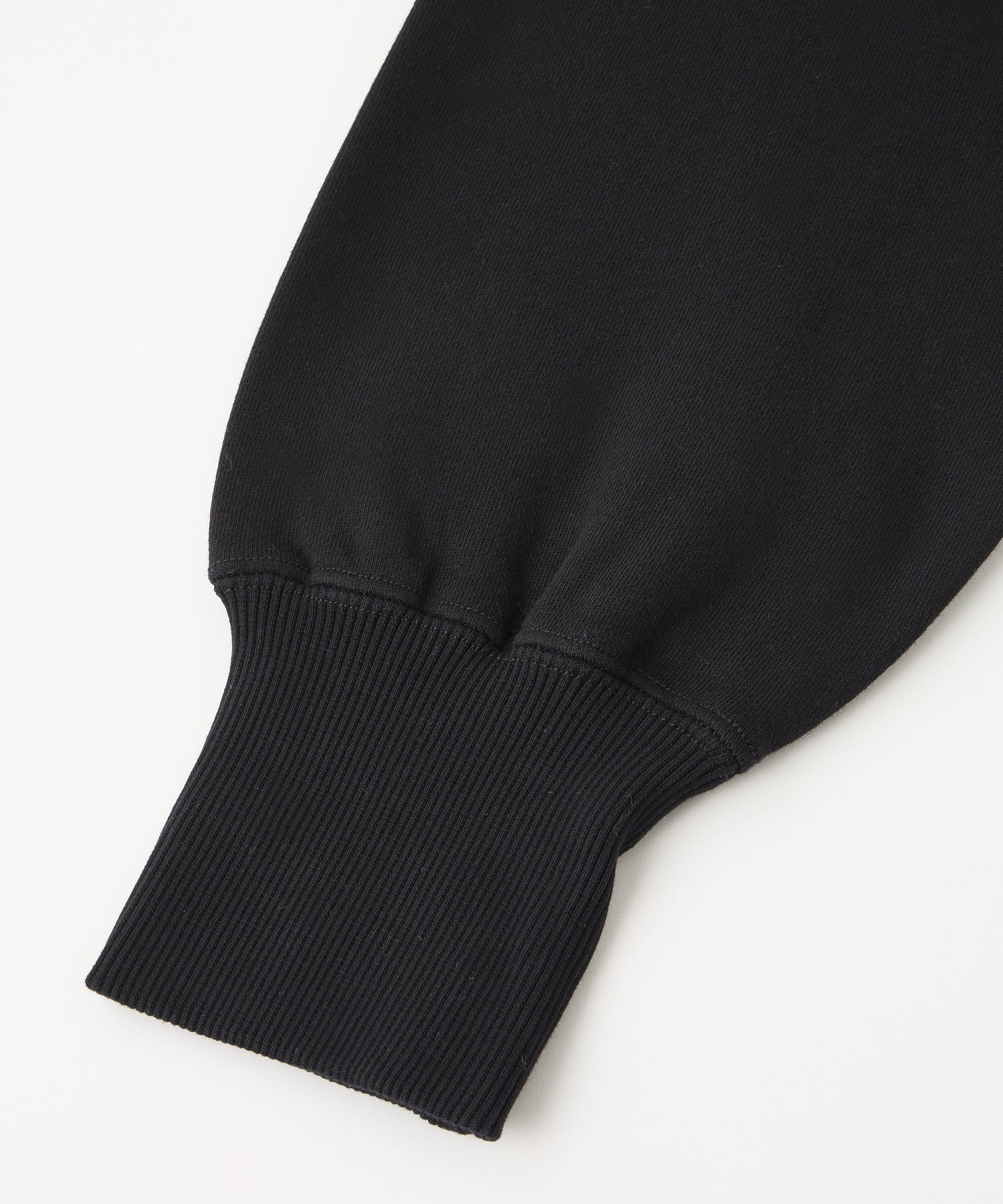FACE ROUNDED SQUARE SWEAT TOP
