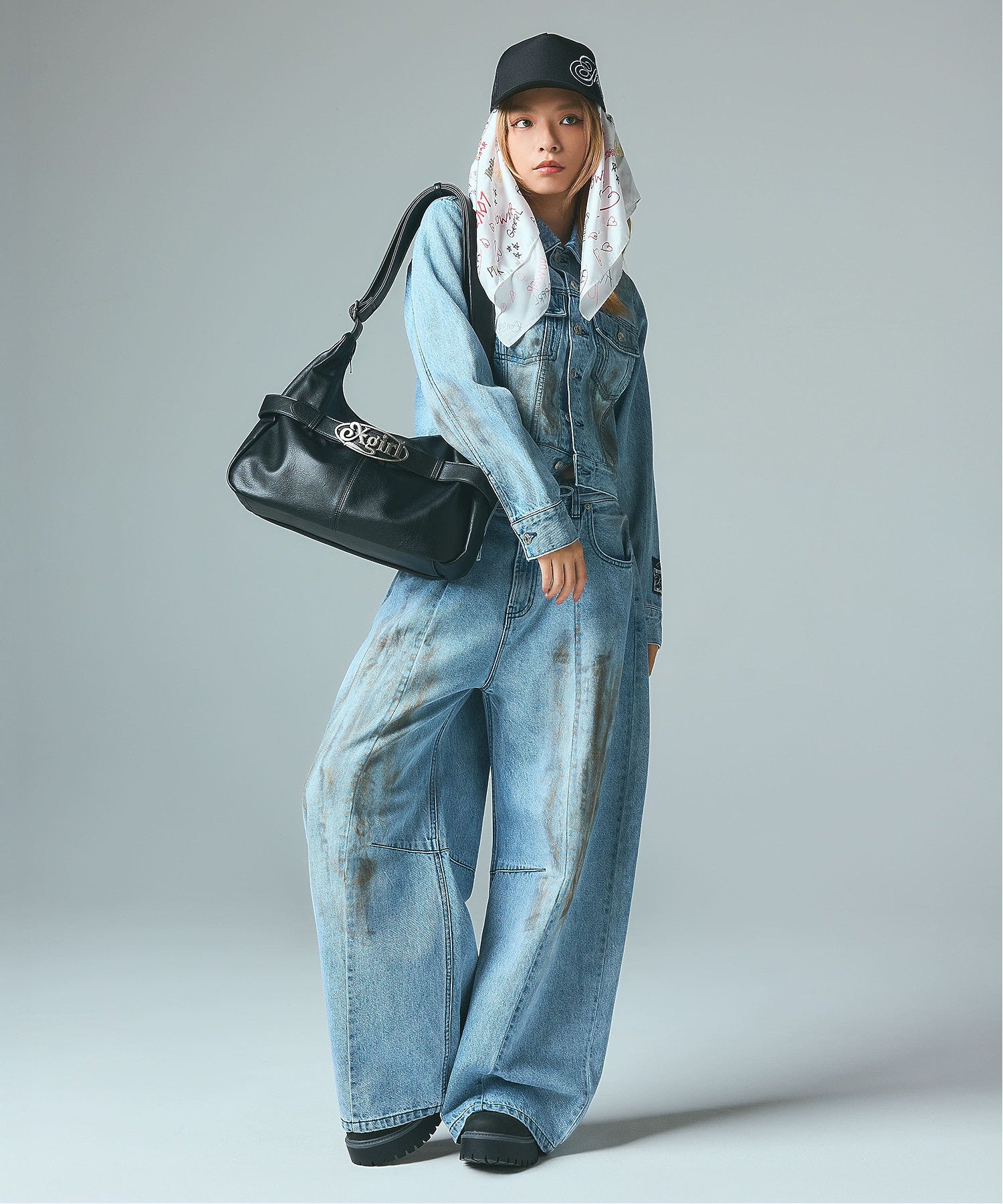 OVAL LOGO CLASP FAUX LEATHER SHOULDER BAG