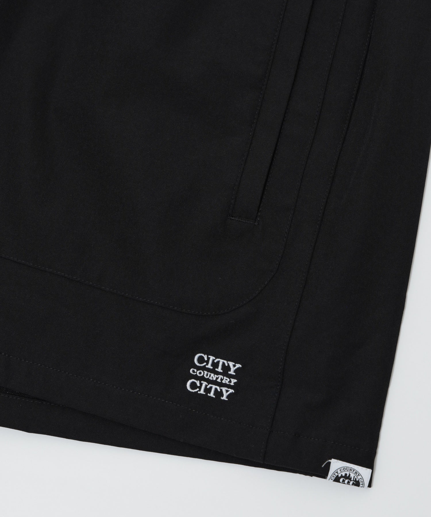 CCC/シティーカントリーシティー/EMBROIDERED LOGO STRECH NYLON EASY SHORTS 261P005