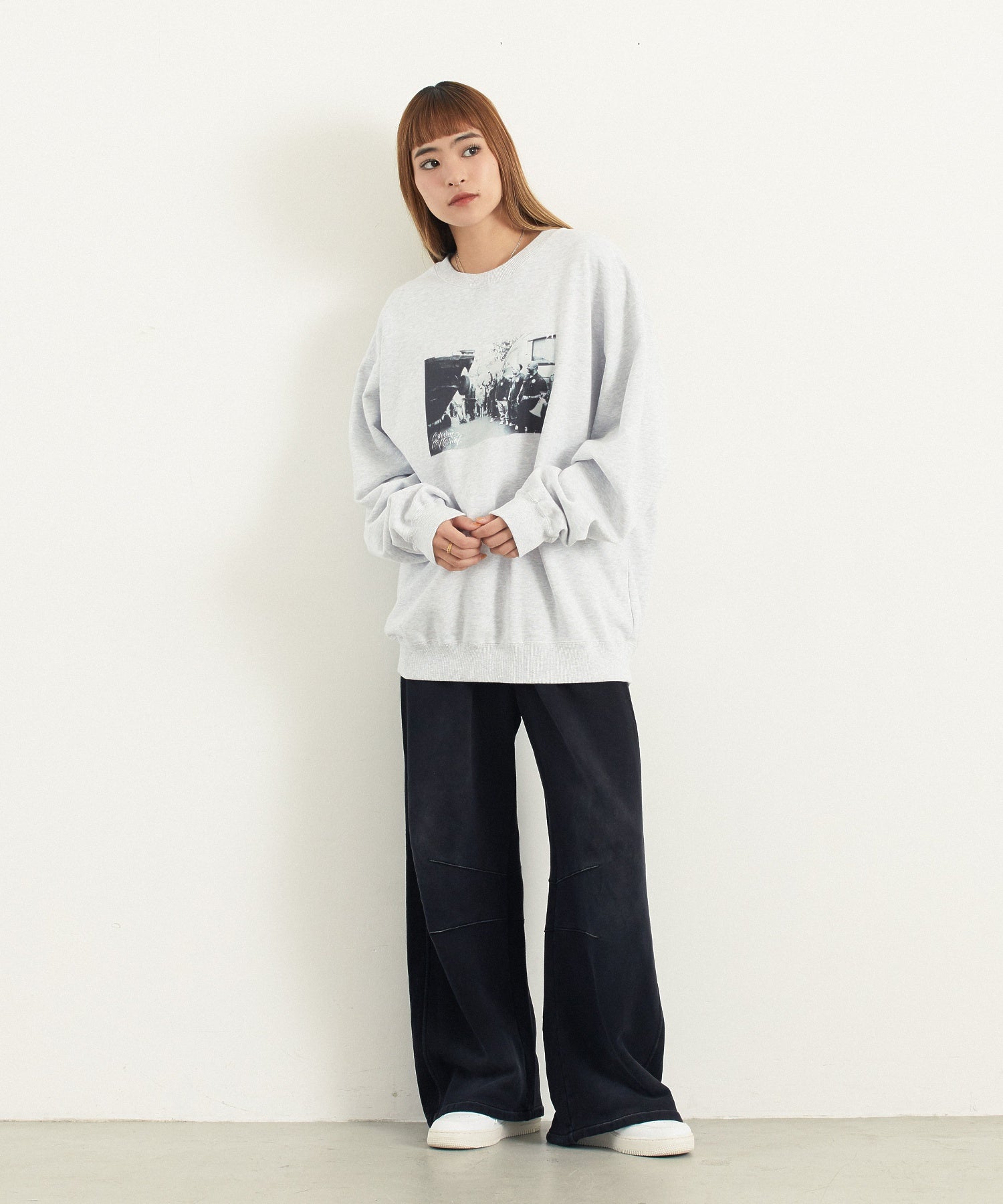 XLARGE×ESTEVAN ORIOL CREWNECK SWEAT