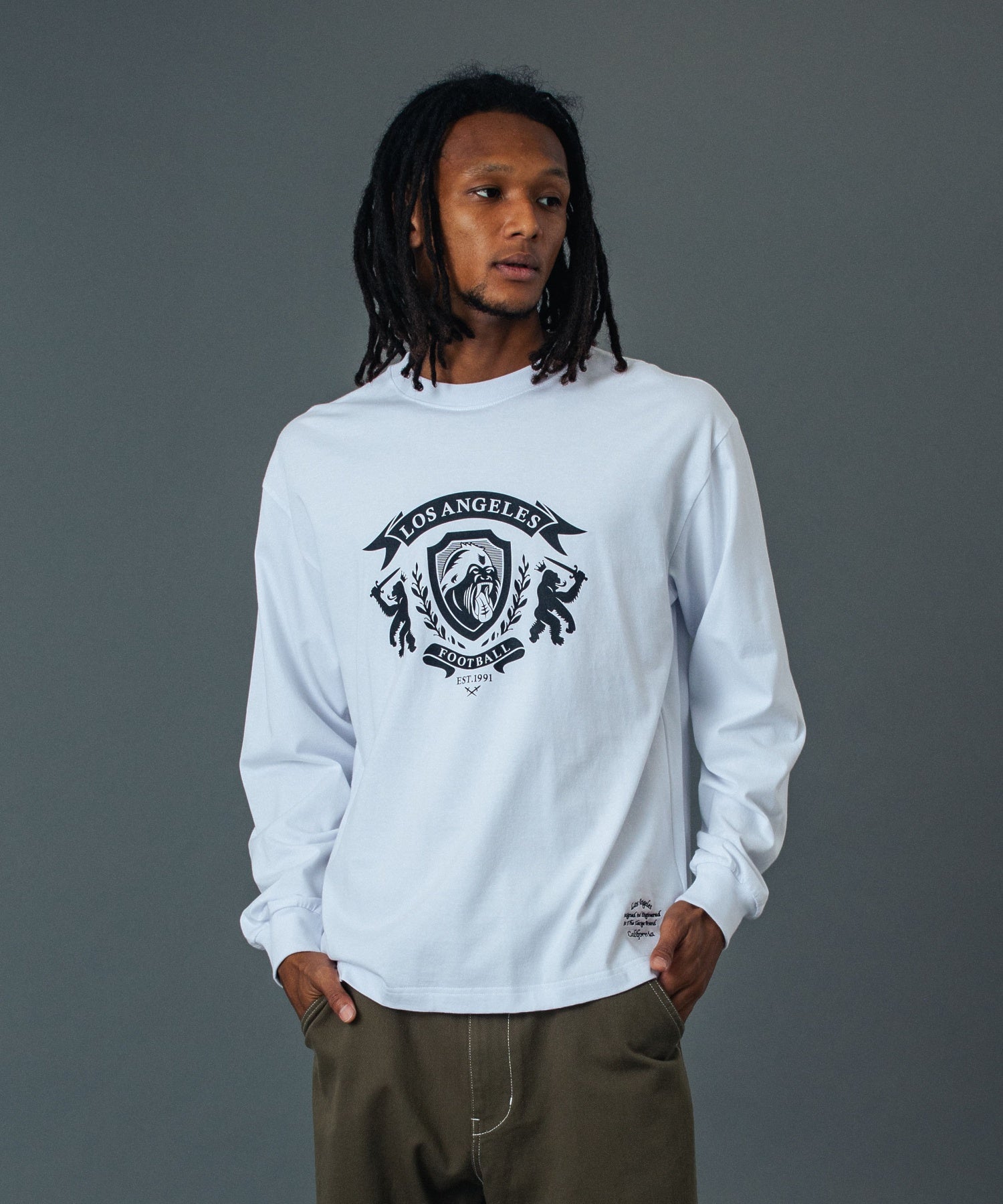 MODEL 身長185cm / 着用サイズ：Lサイズ