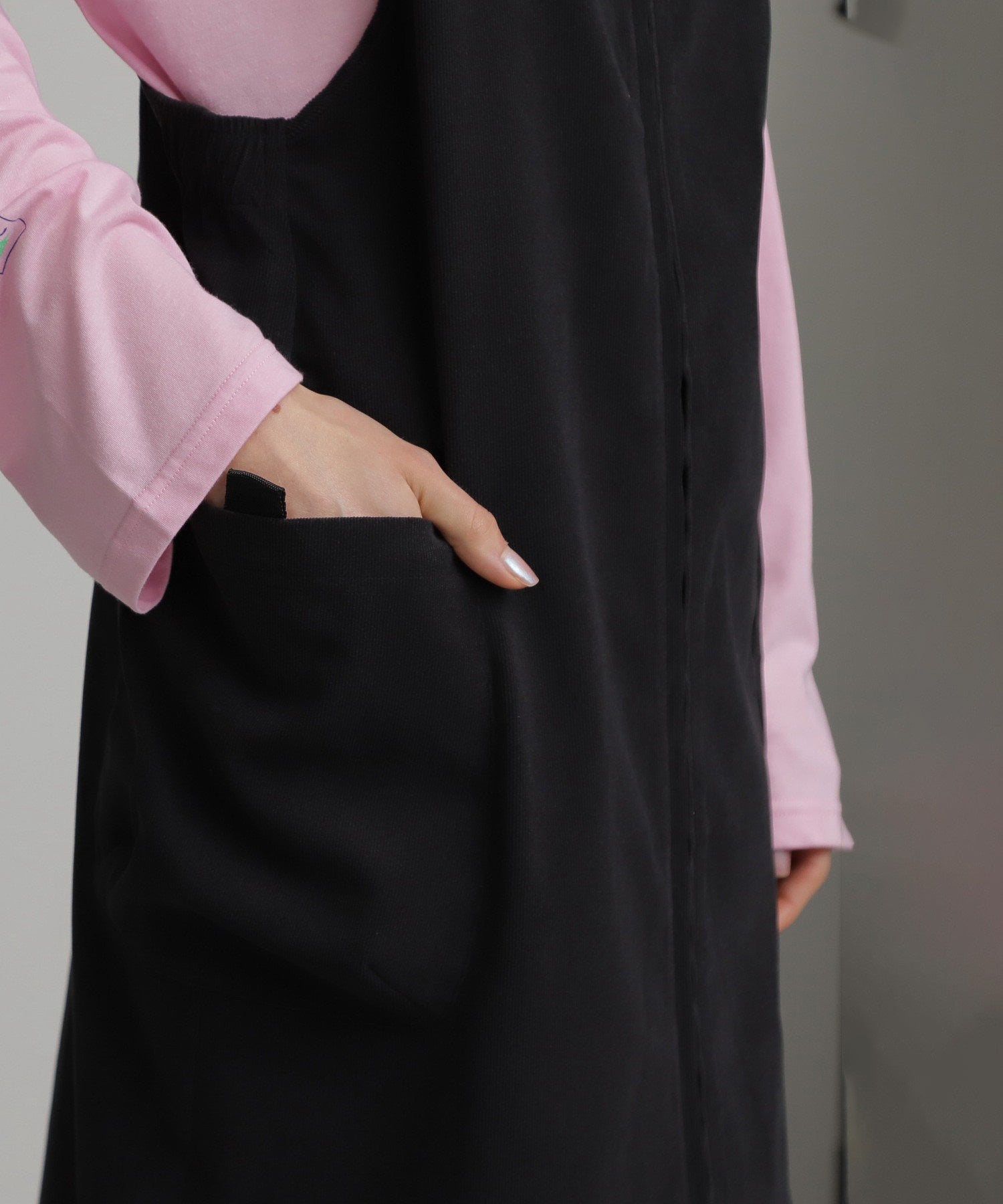 GENE HEAVENS×THOUSAND MILE<br><br>サウザンドマイル コラボレーション フロントジップ サロペット