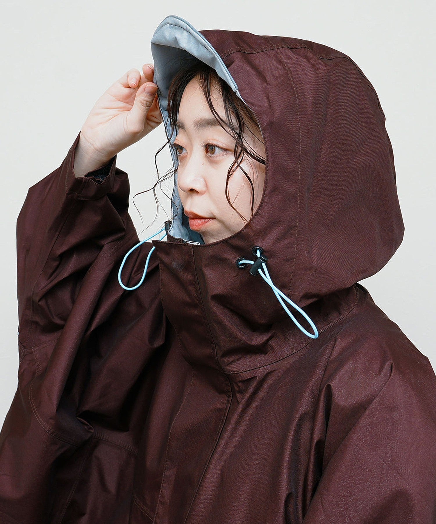 【KiU】WINDGUARD SHELL PONCHO