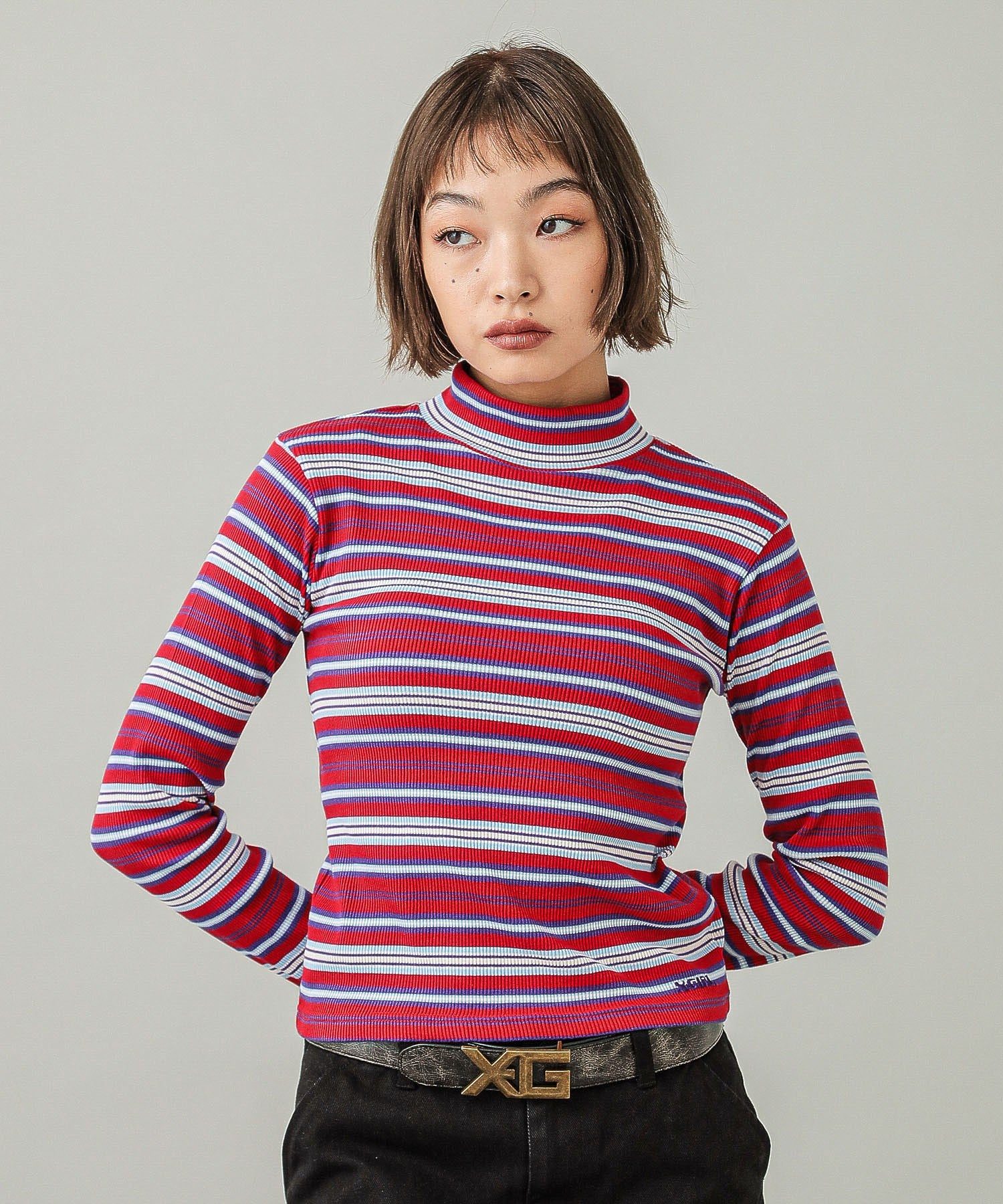 STRIPED HIGH NECK TOP