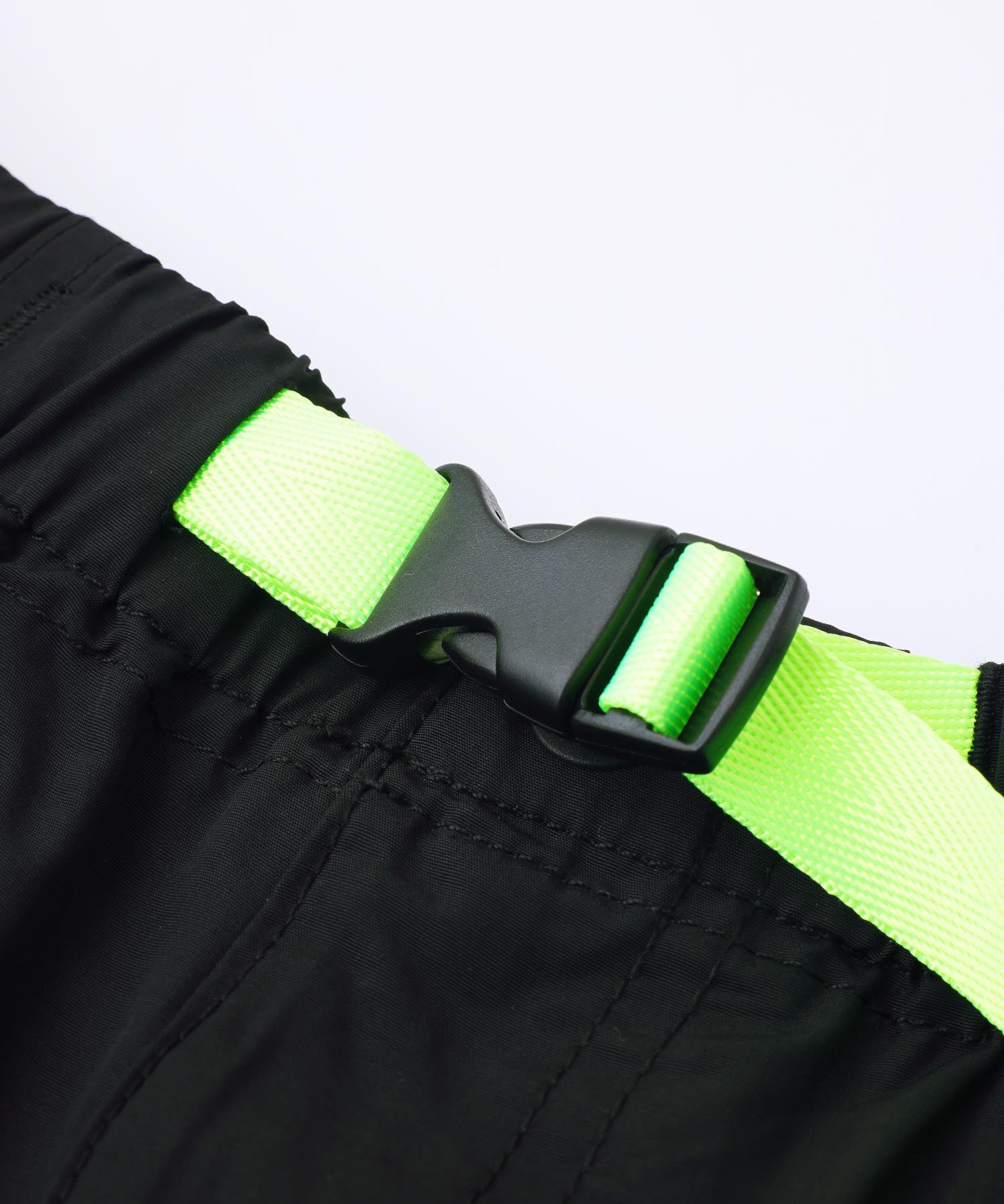 OUTDOOR SHORT PANTS SILAS