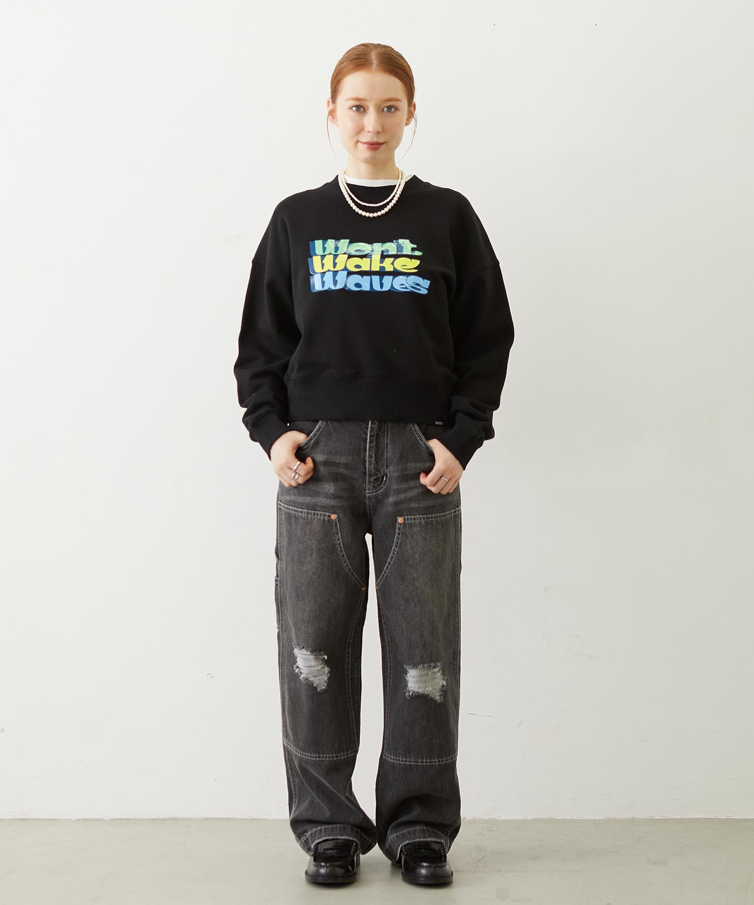 THREE-TIERED LOGO CLEAR PRINT SHORT CREW SWEAT