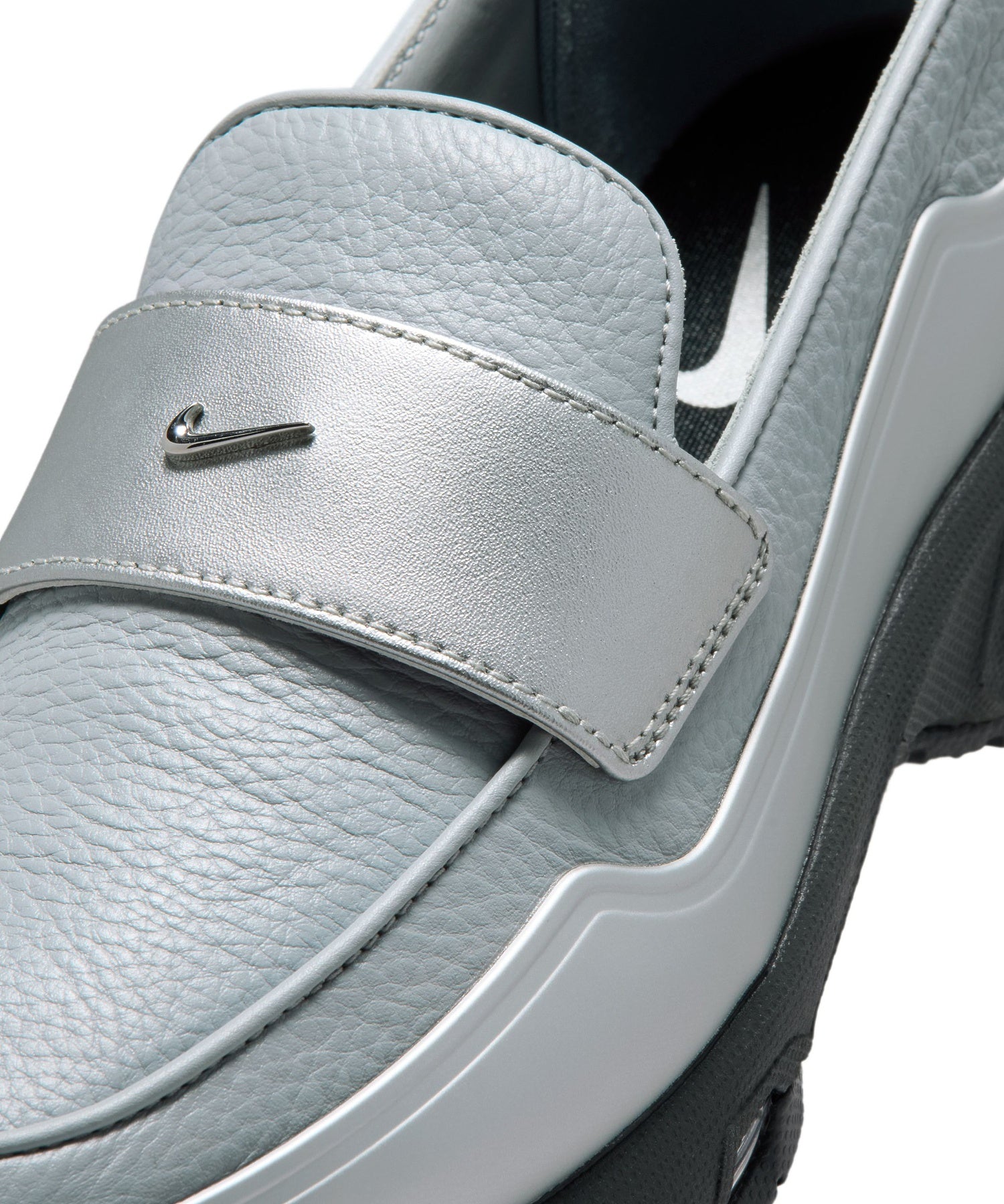 NIKE/ナイキ/W AIR MAX PHENOMENA IV4690-099
