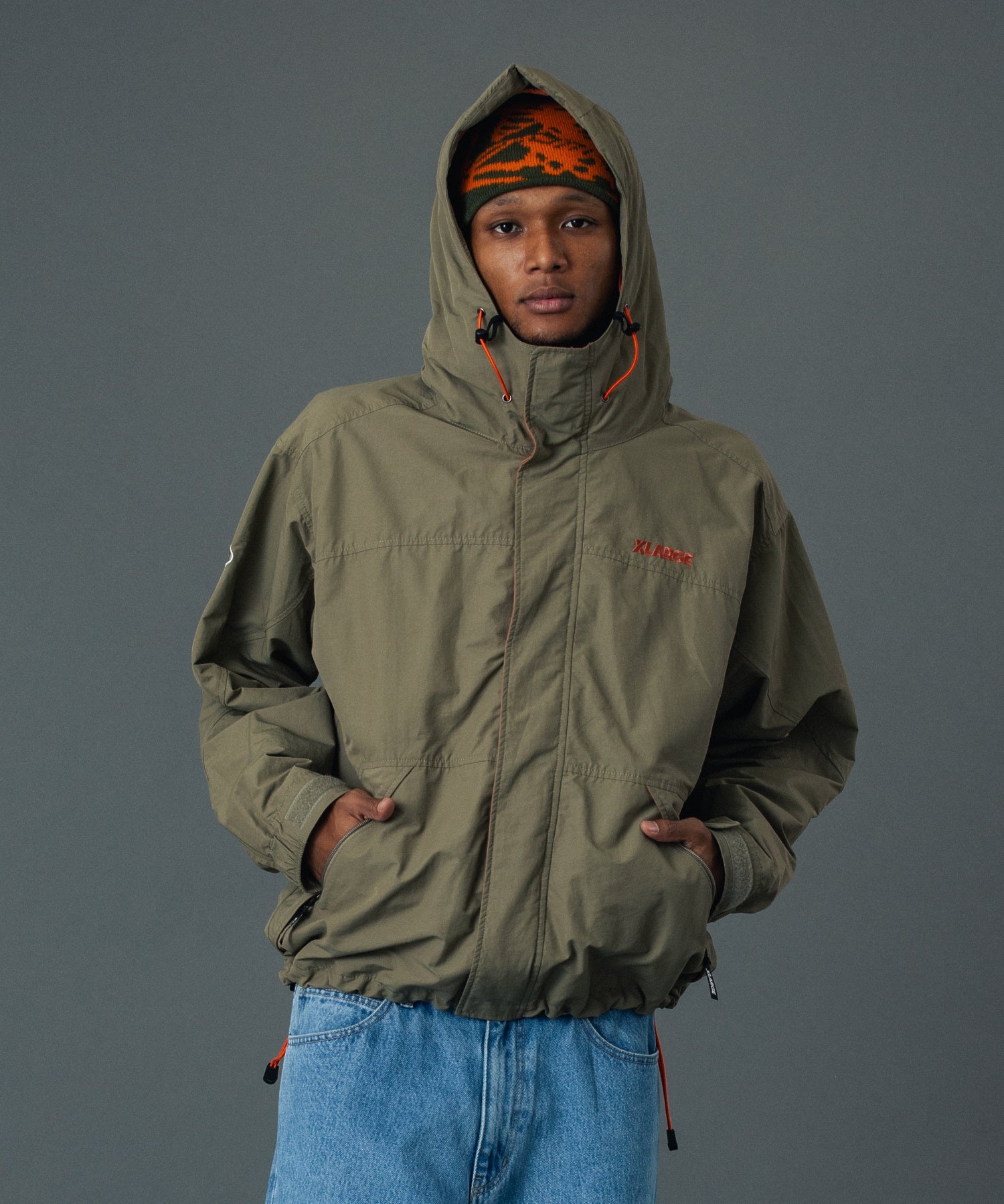 MODEL 身長185cm / 着用サイズ：Lサイズ